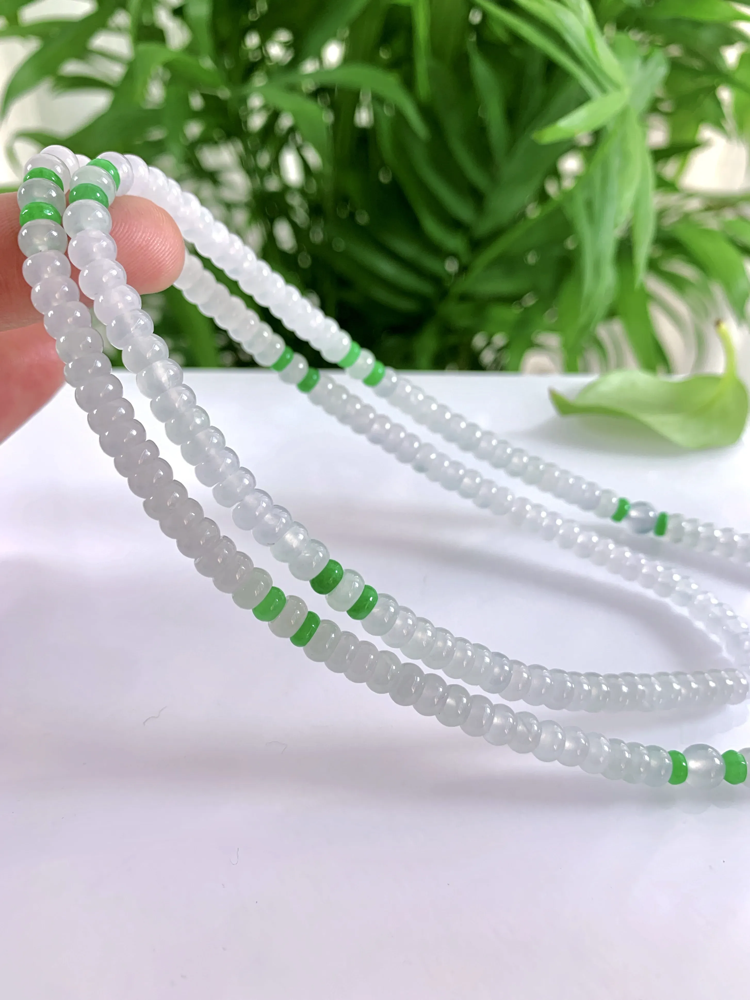 缅甸天然翡翠A货，冰种起光双彩算盘珠项链手链，尺寸：5.5/3mm，长度720mm，重量：42.50