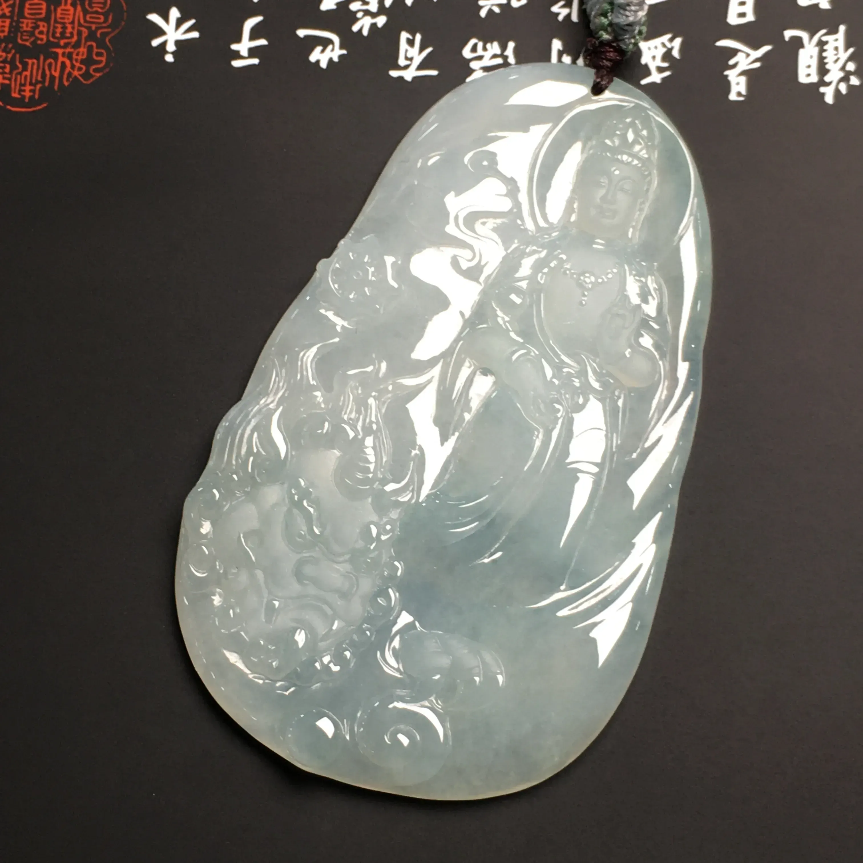 冰糯种【观音】吊坠 质地细腻 雕工精湛