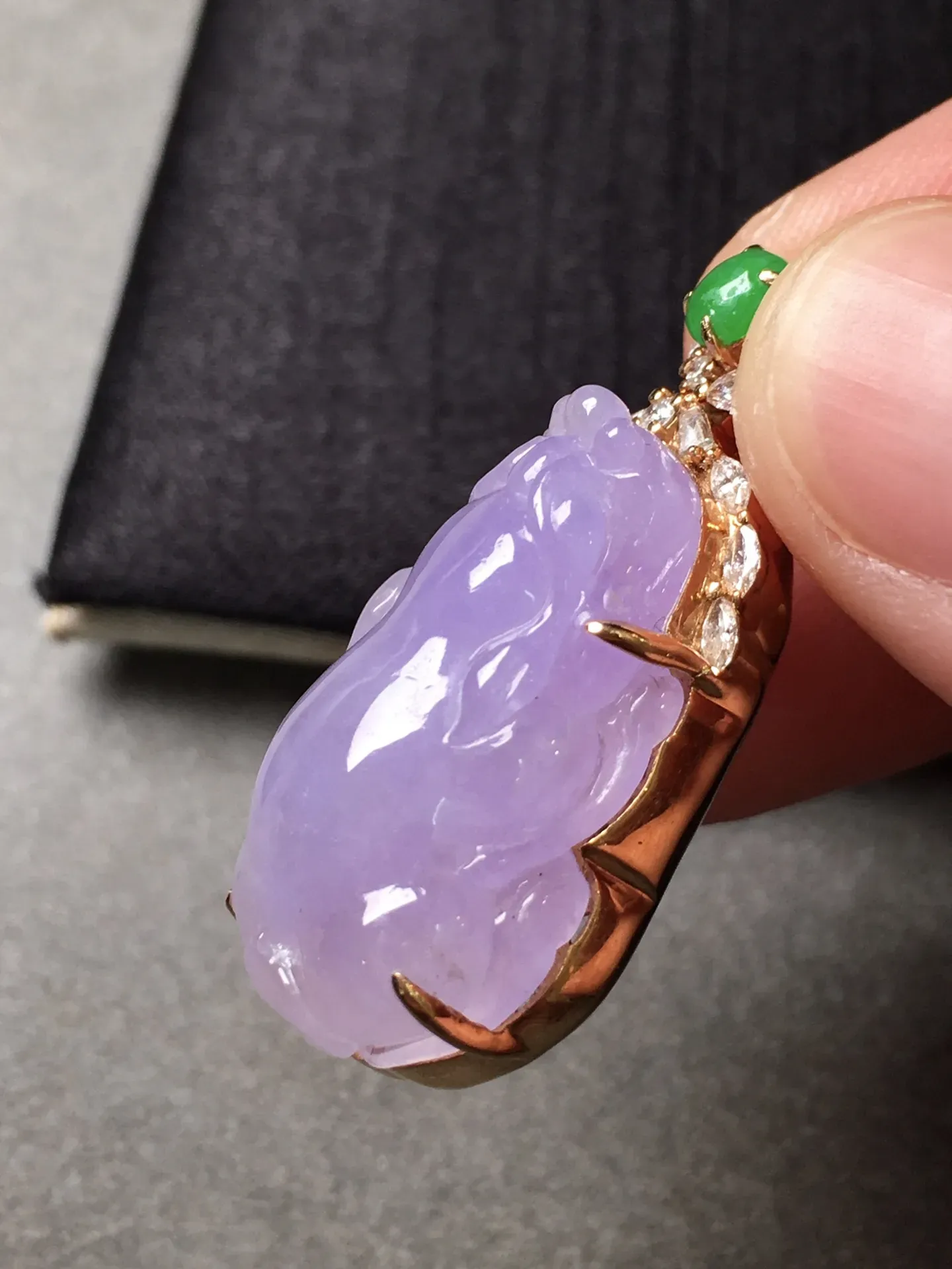 冰种紫罗兰貔貅吊坠，饱满水润，无裂，裸石尺寸24.8/15.5/8.5--34/16/12.5编码0307