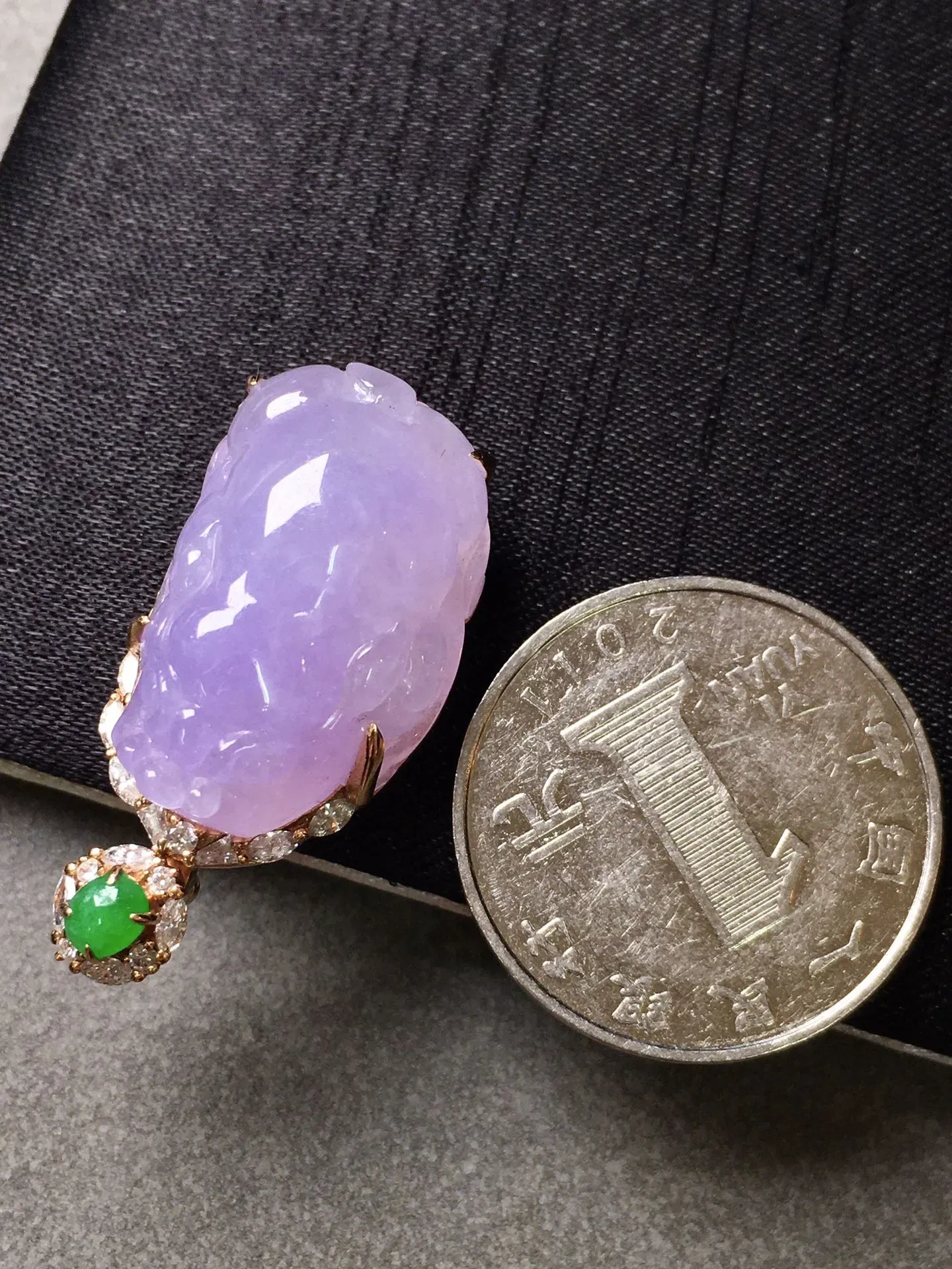 冰种紫罗兰貔貅吊坠，饱满水润，无裂，裸石尺寸24.8/15.5/8.5--34/16/12.5编码0307