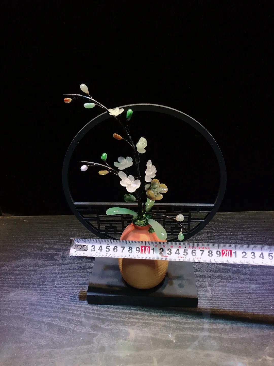 缅甸天然翡翠A货创意花瓶插花艺术摆件，款式新颖别致，摆放效果佳，整体尺寸：290×200mm
