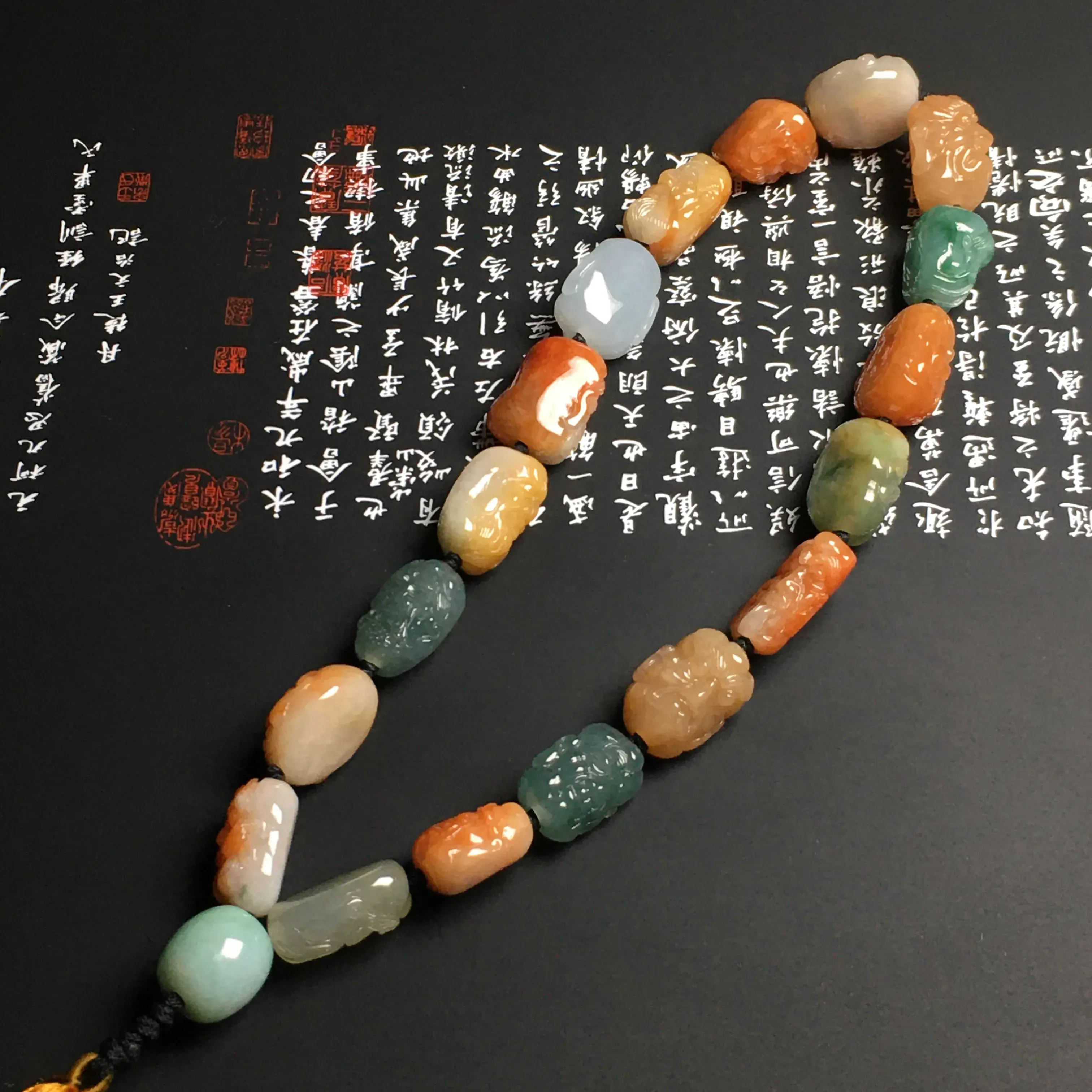 糯化种多彩十八罗汉手串/手把件 色彩艳丽 质地细腻 雕工精湛 款式时尚 最大颗粒尺寸22-17-13毫米