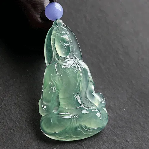 优选品质*揭阳精工老坑冰种晴水绿底度母观音，种老水足，水润起光，清新绿底色，雕工精细，线条流畅，形态