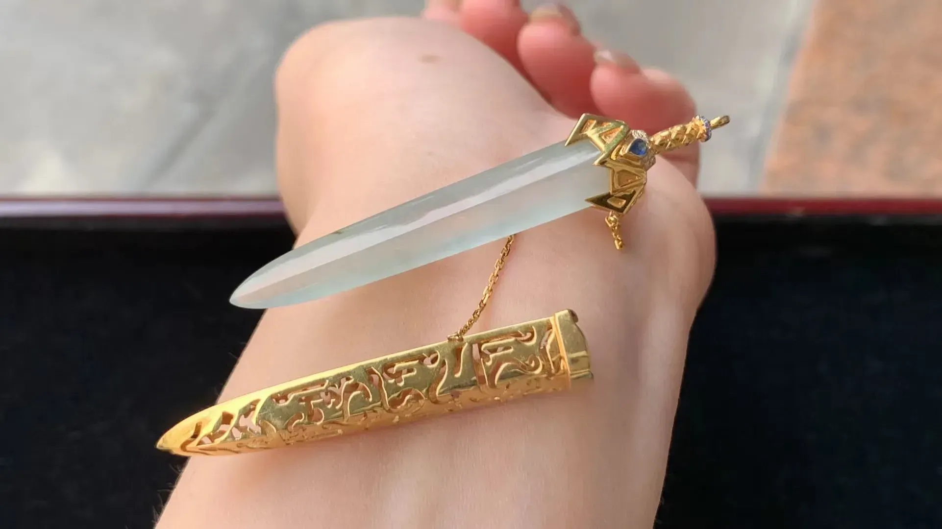 冰种尚方宝剑，真金镶嵌，独特精致 含金67.2/13.3/9.3，