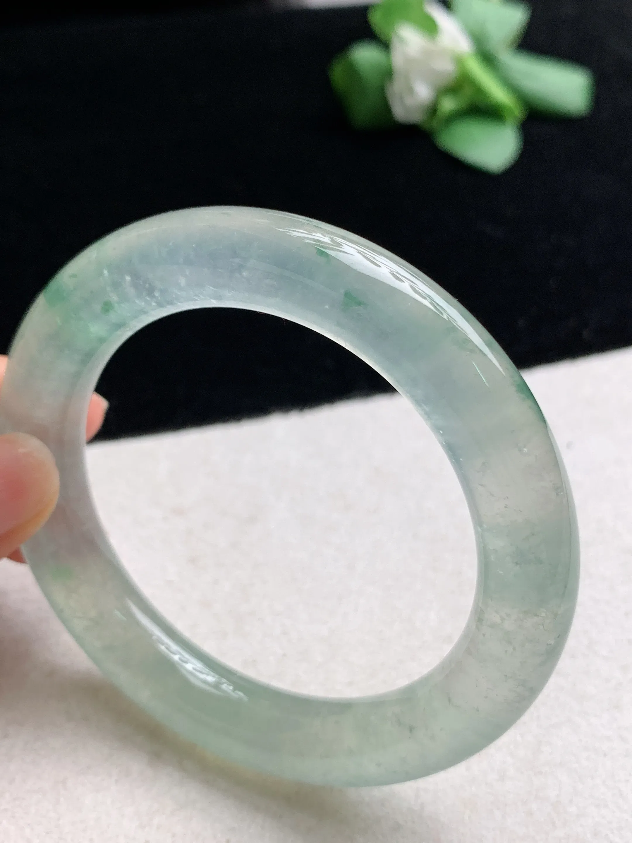 天然A货翡翠老坑高冰种冰飘花圆条手镯55-56圈口