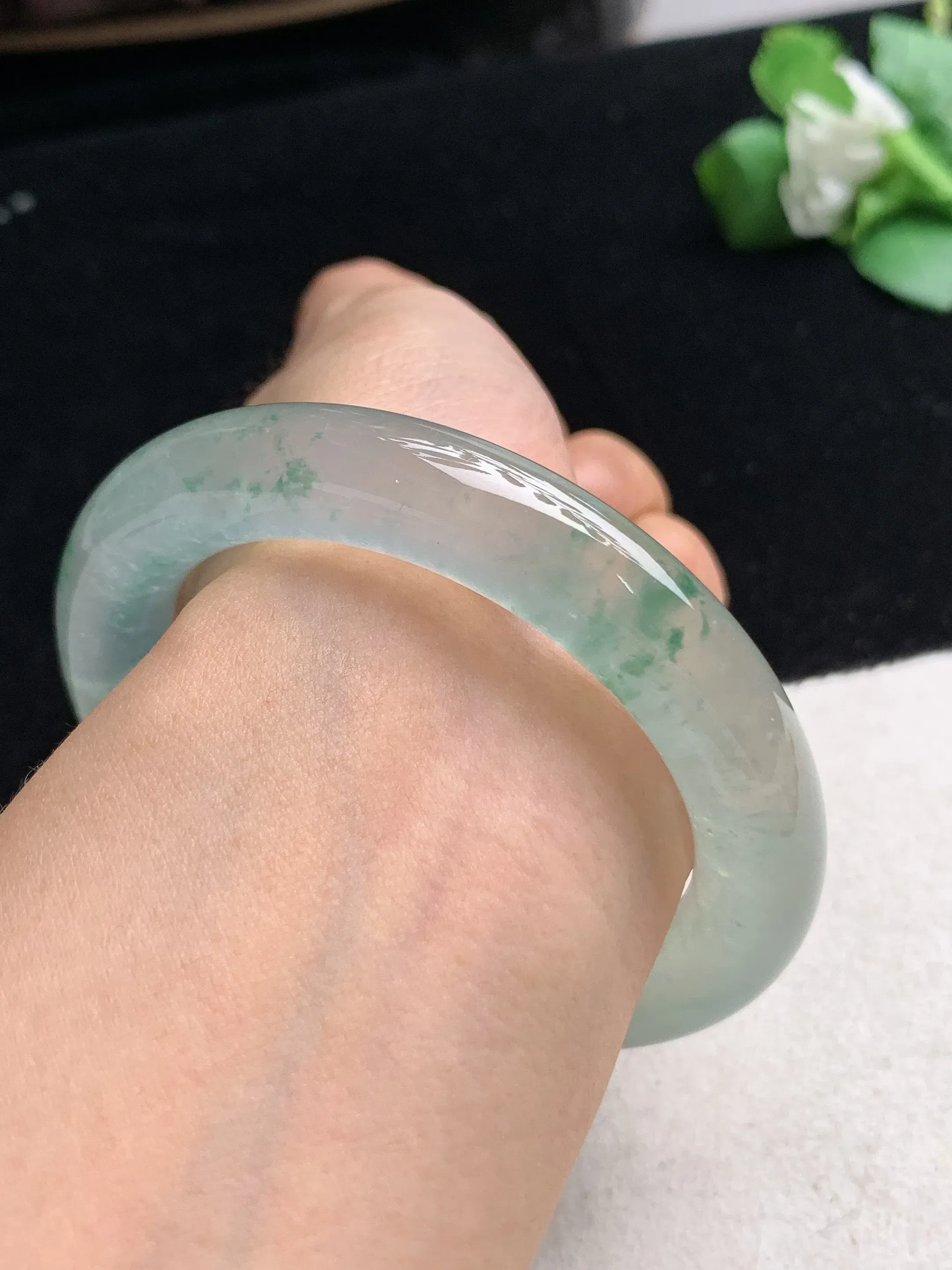 天然A货翡翠老坑高冰种冰飘花圆条手镯55-56圈口