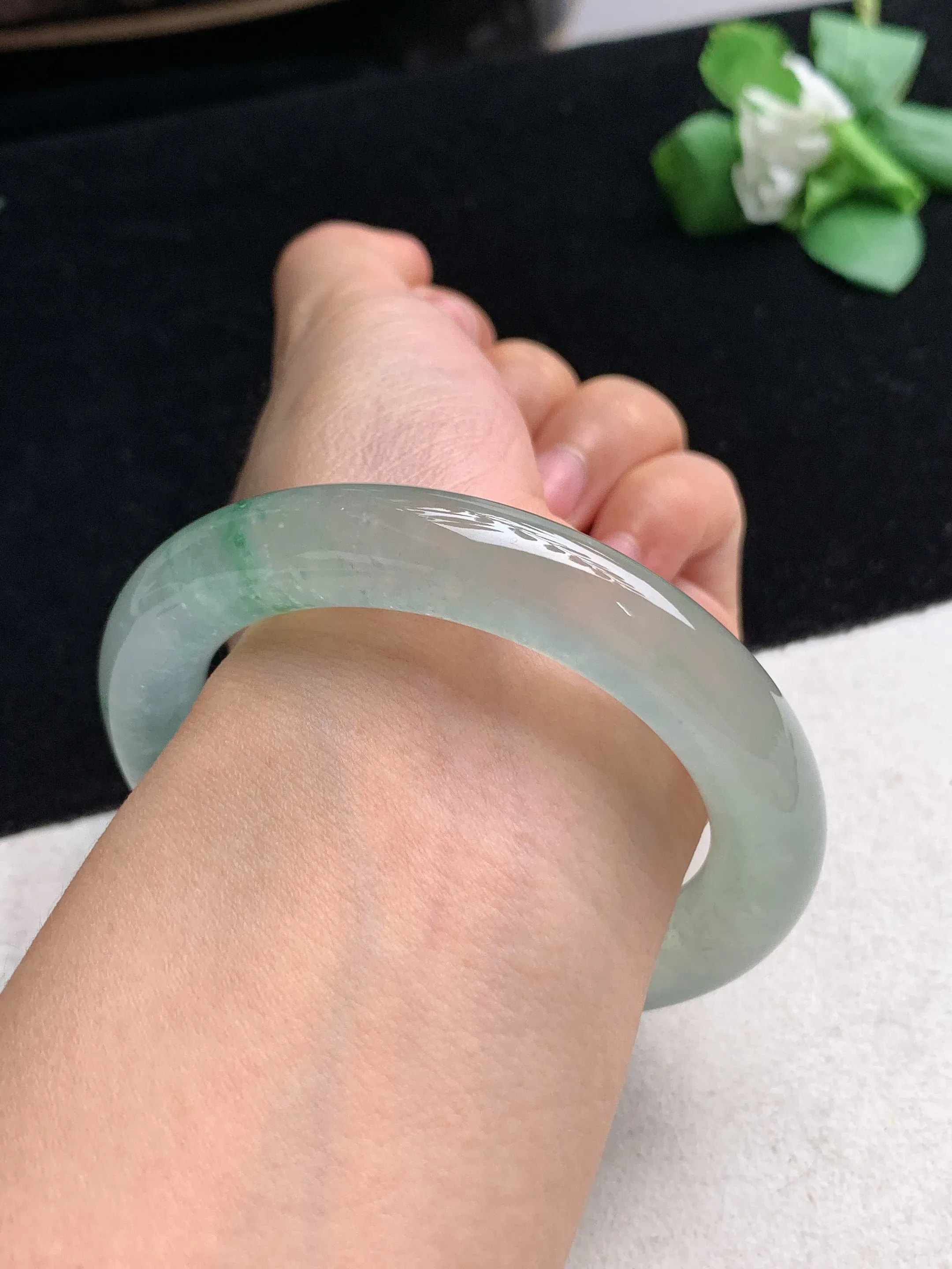 天然A货翡翠老坑高冰种冰飘花圆条手镯55-56圈口