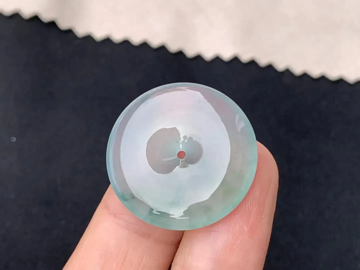 冰种飘花平安扣

尺寸24.5-4.6mm