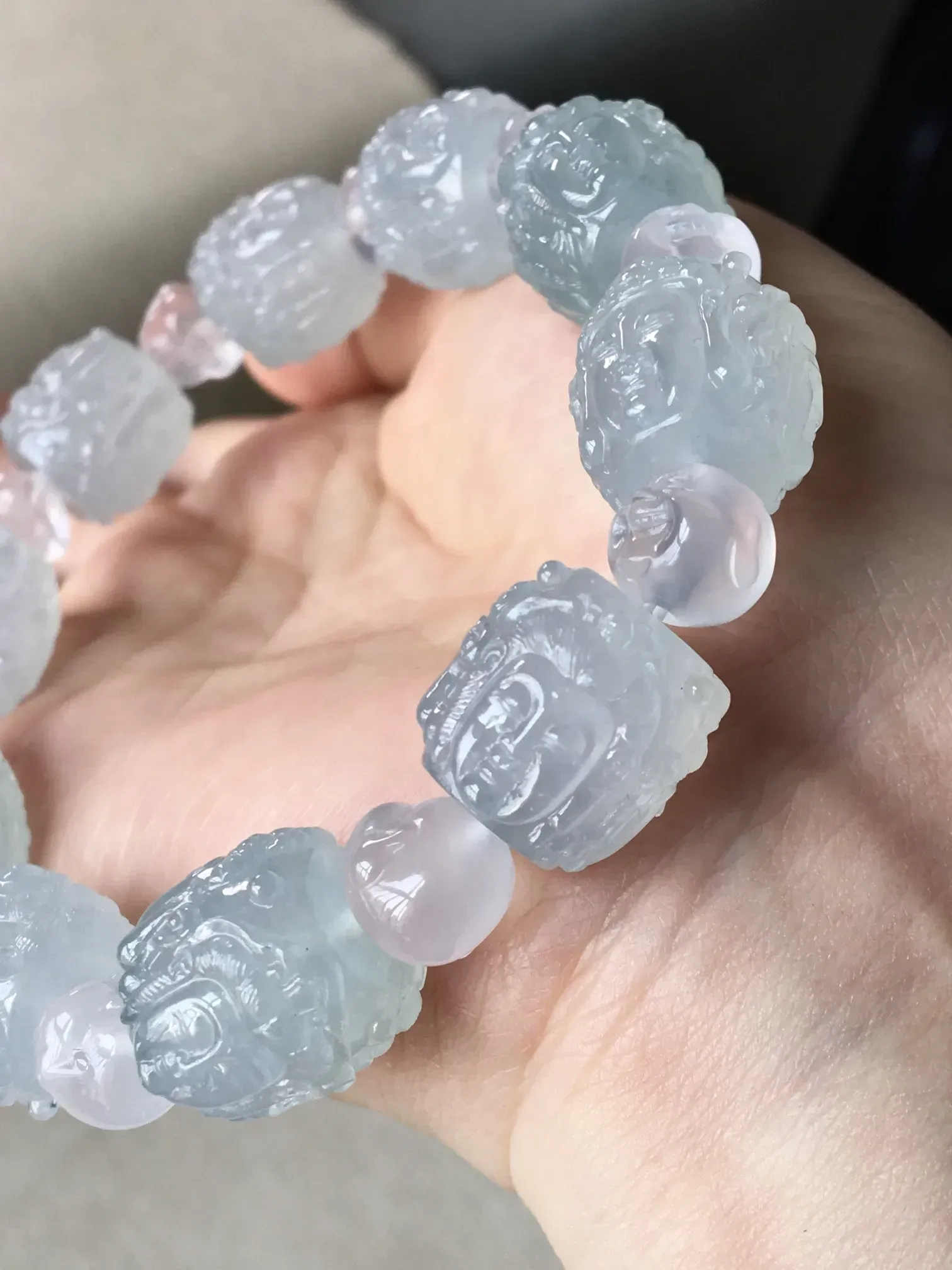 高冰四面佛手串，起胶，实物更好看，隔珠南红玛瑙，饱满无裂，色泽艳丽，水润细腻，尺寸13.3/13.7，编号916