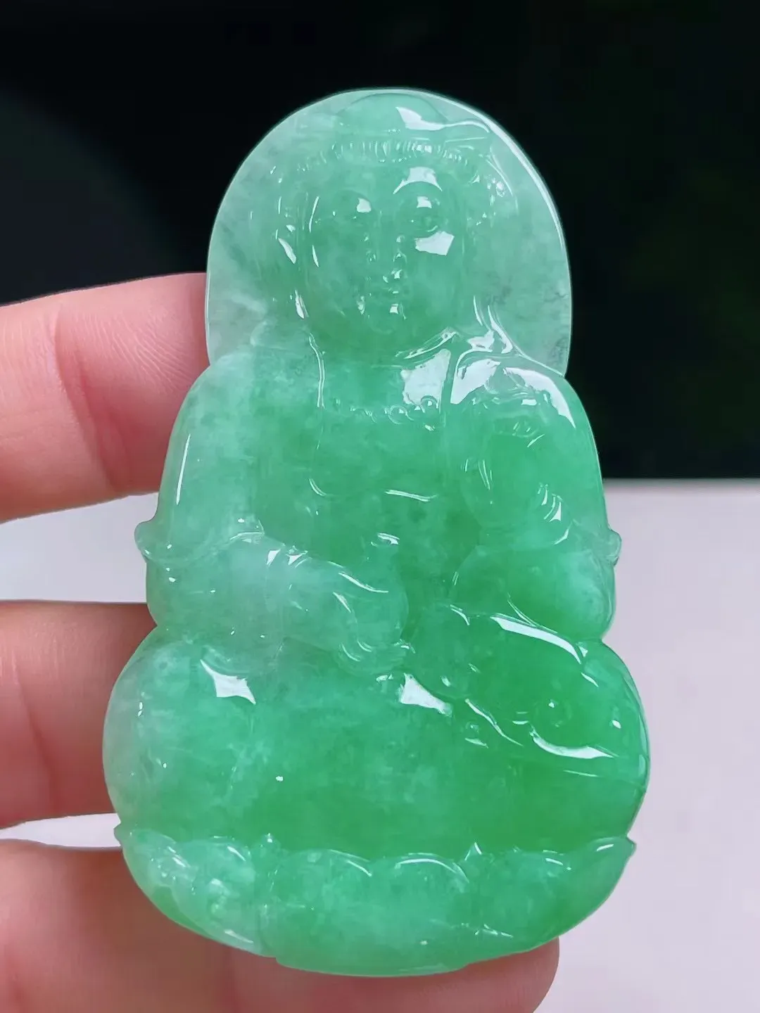 强力推荐，天然A货翡翠，绿色观音吊坠，尺寸62/38/5.7