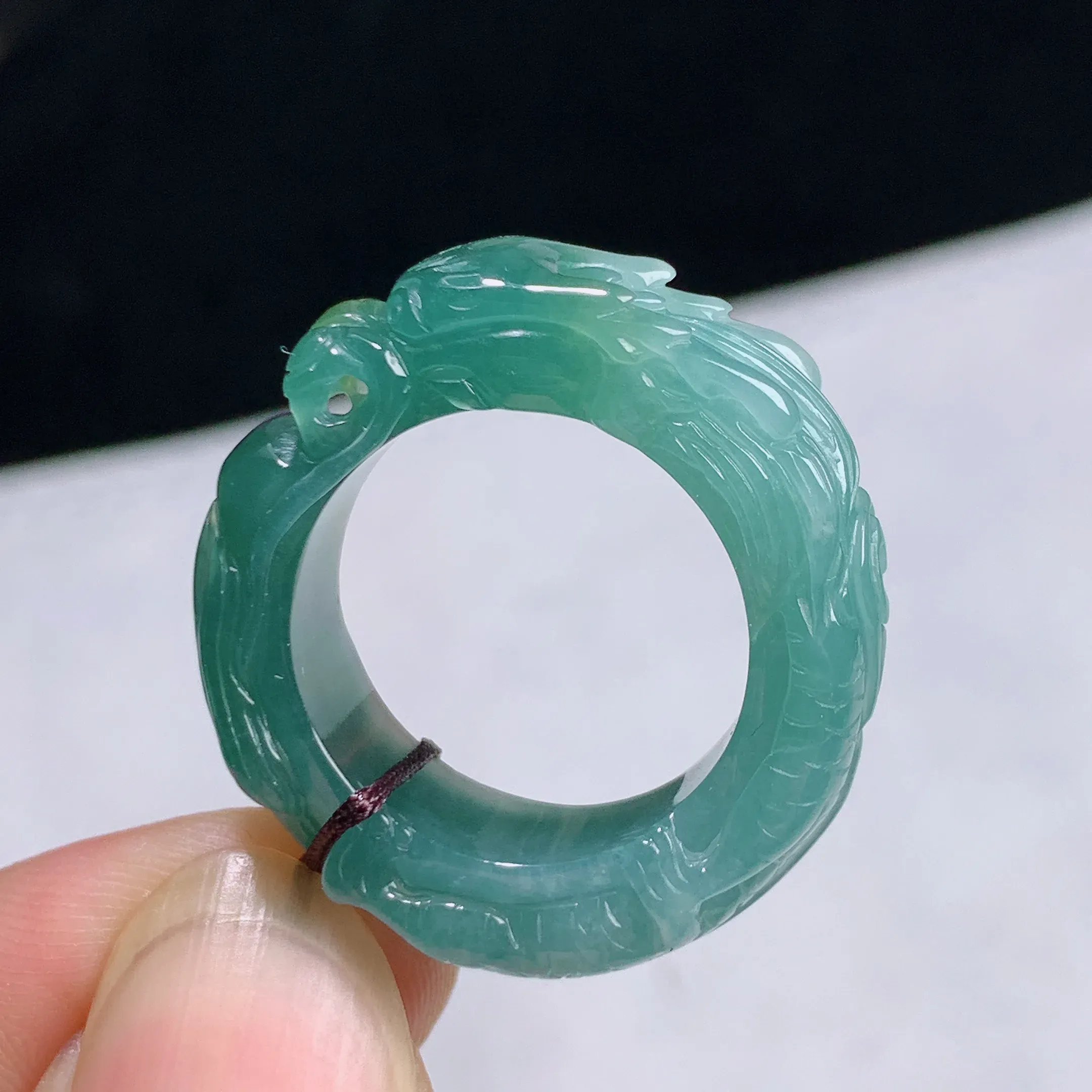 天然A货翡翠冰润双彩蓝水盘龙戒指 整体尺寸:19.2/8.8/6mm