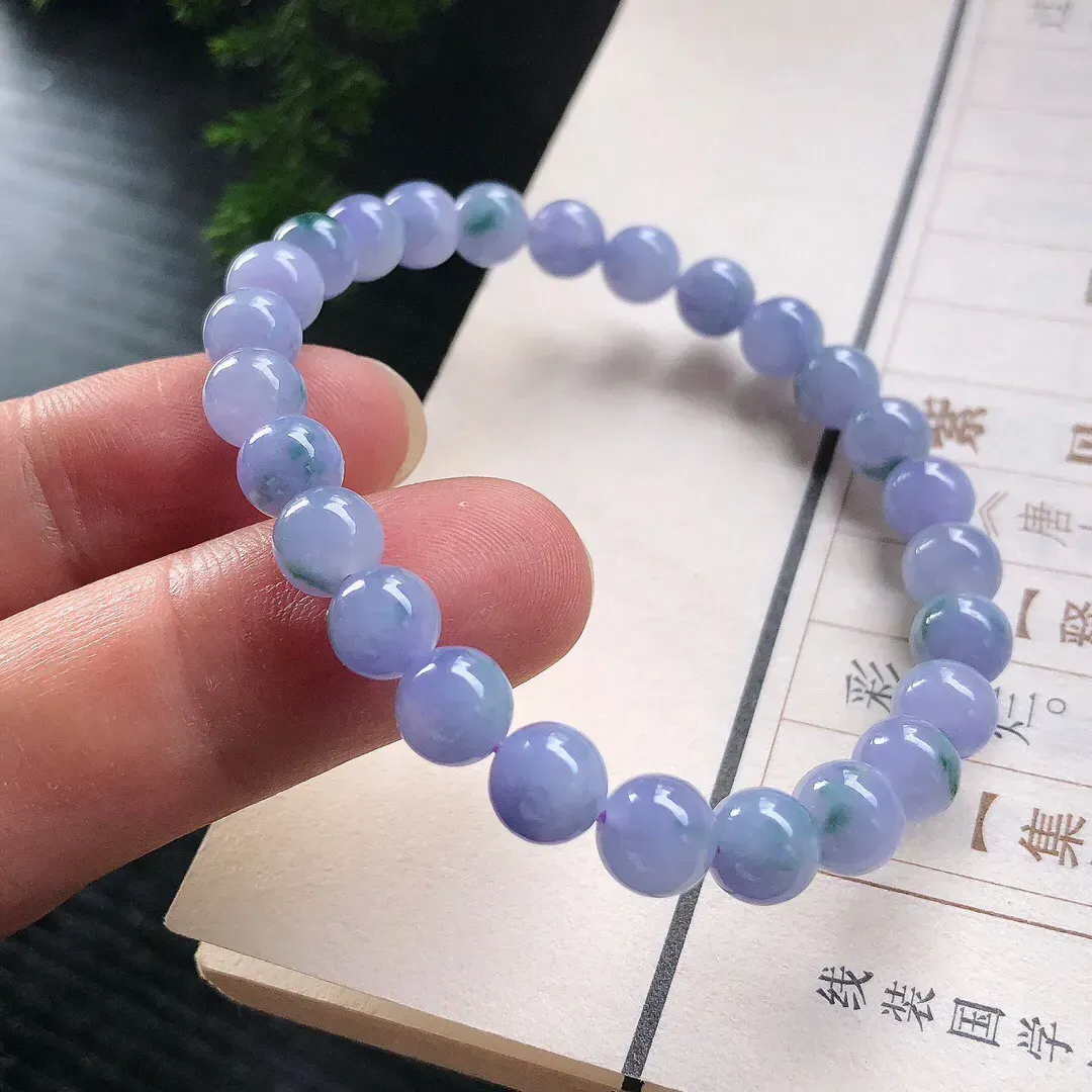 【宝贝】天然翡翠冰紫飘花圆珠手串
【尺寸】直径7（㎜）26颗
【描述】冰糯种，紫罗兰，飘花，色泽迷人，个别轻纹