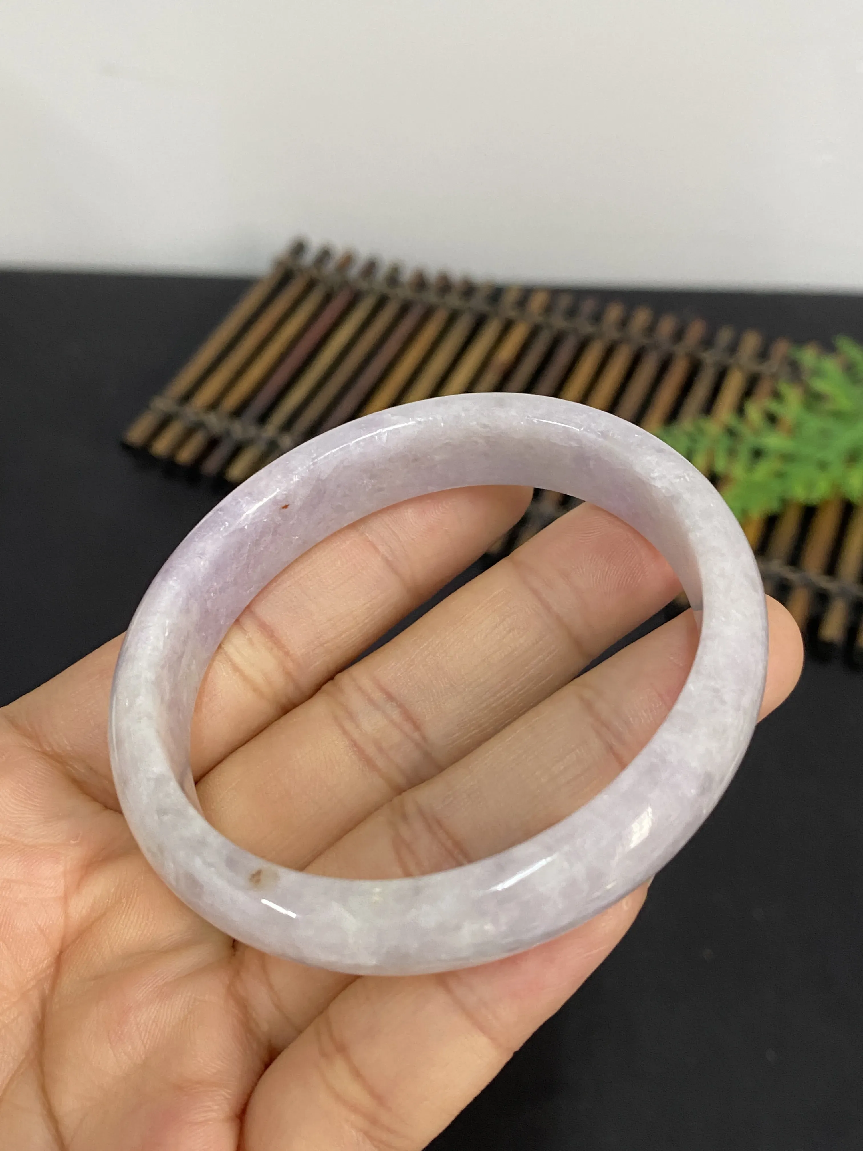 紫罗兰天然翡翠手镯，贵妃圈口56mm
