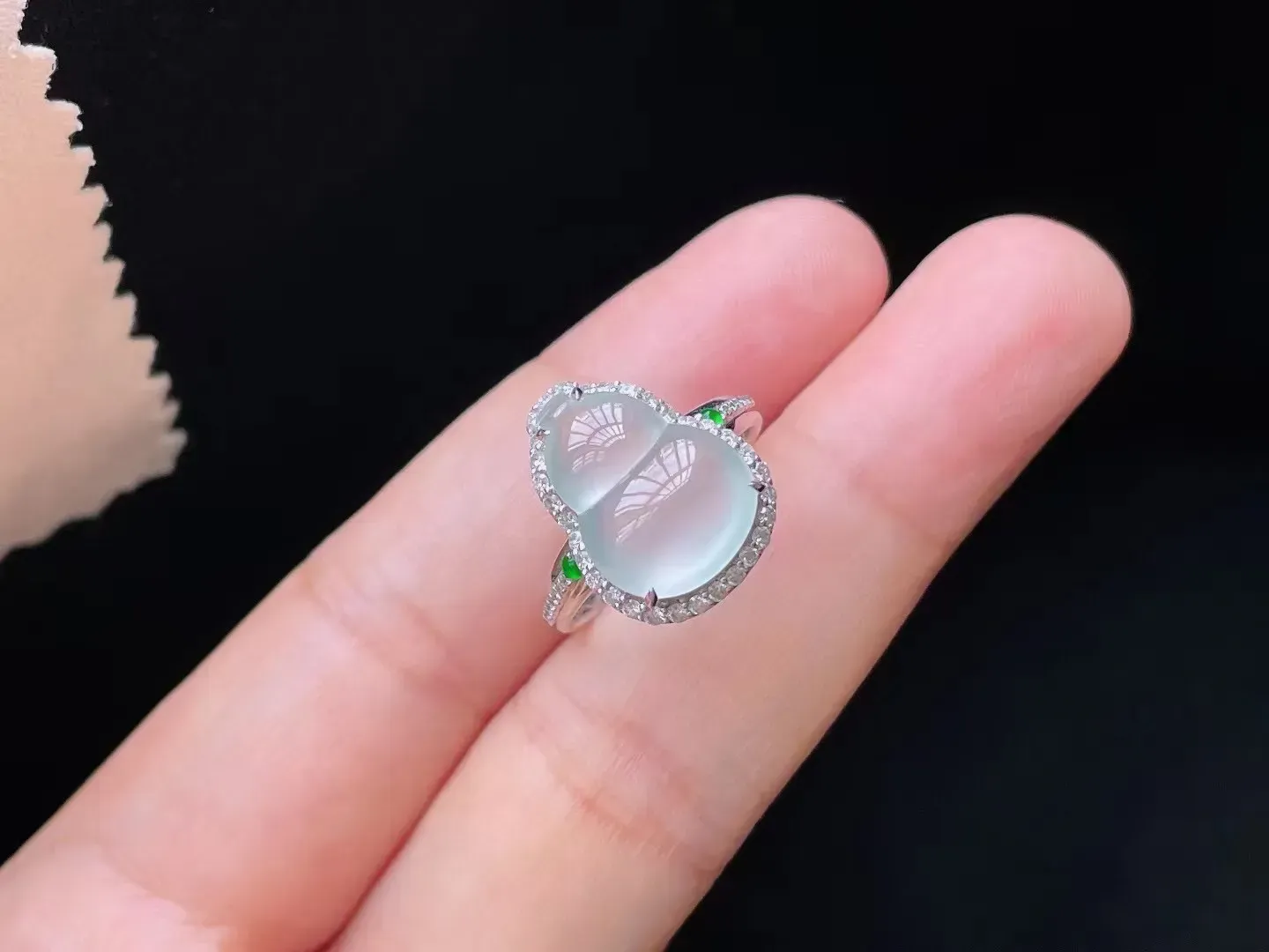 【限时特惠】玻璃种莹润葫芦女戒 晶莹剔透 起光起胶 清新亮丽