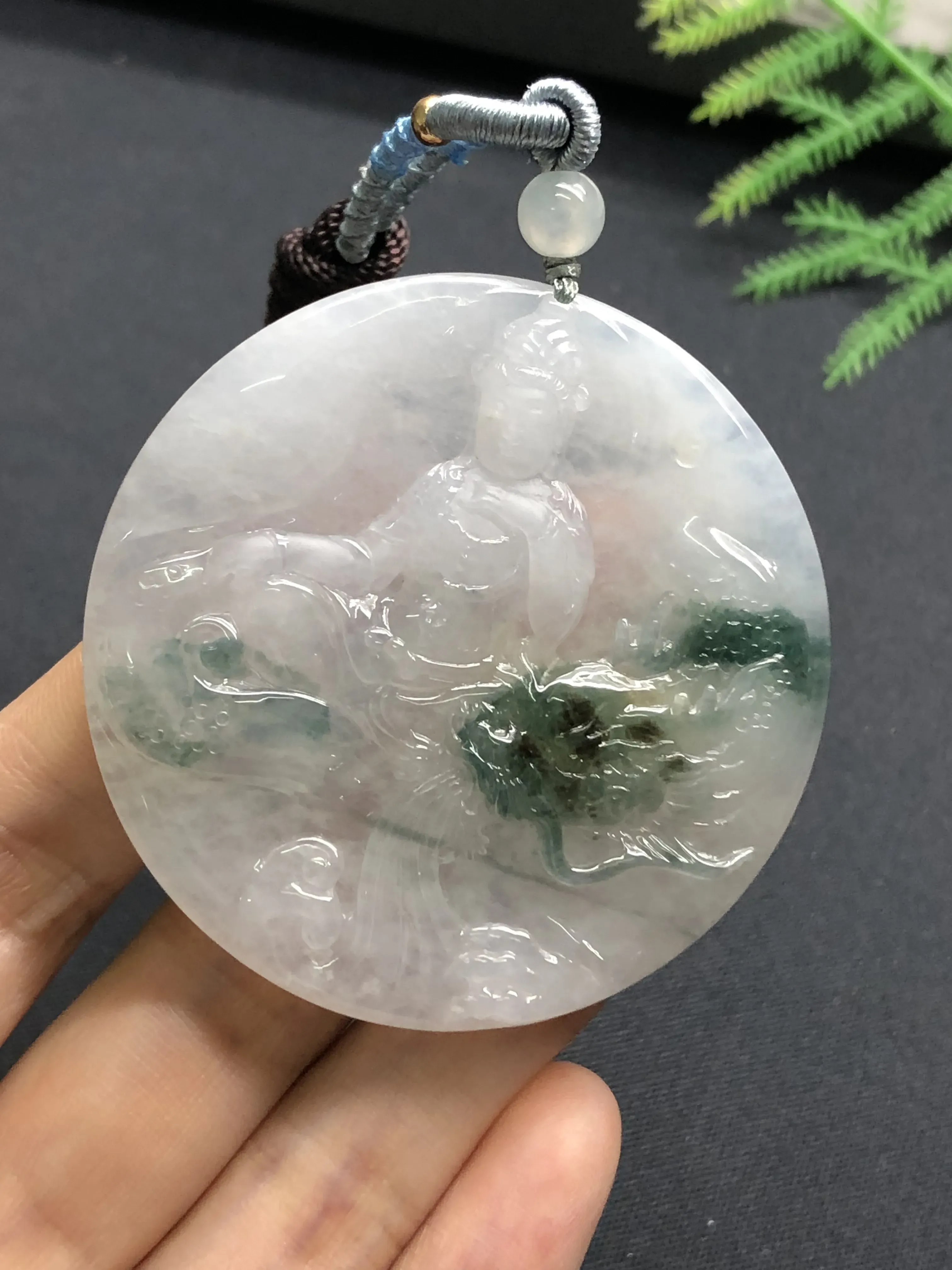 秒杀！镯芯料，一刀切，强力推荐，冰糯种飘绿观音，颜色独特，胶感十足，厚装漂亮！