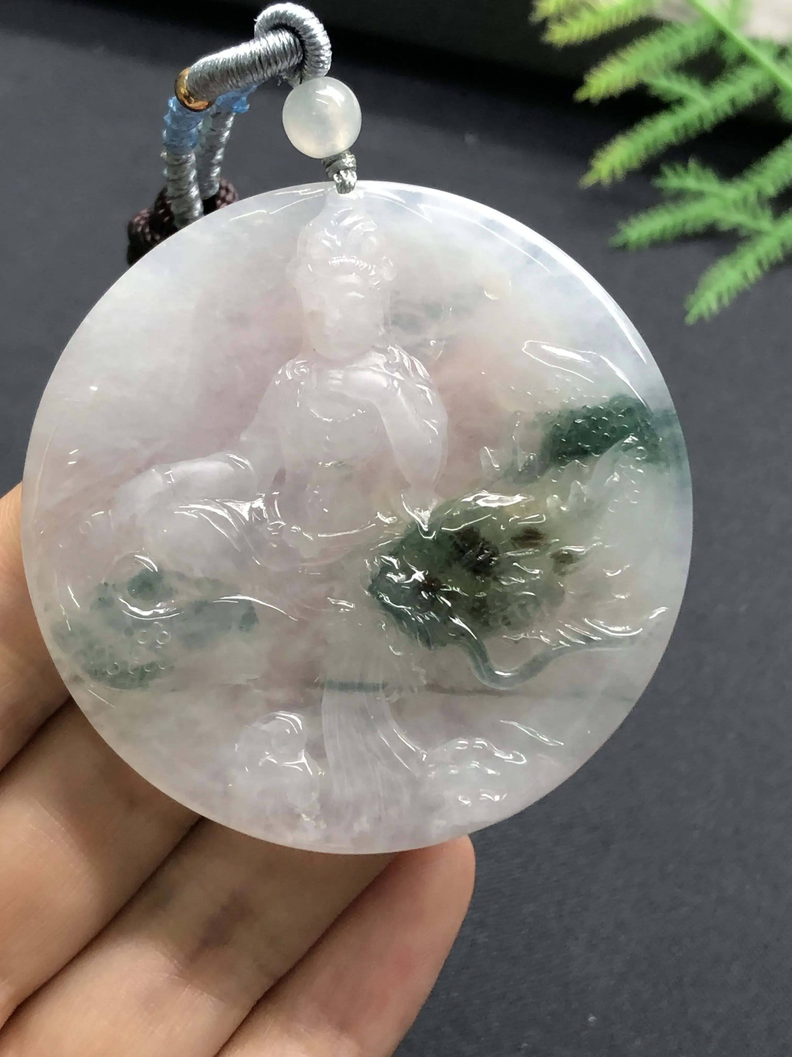 秒杀！镯芯料，一刀切，强力推荐，冰糯种飘绿观音，颜色独特，胶感十足，厚装漂亮！