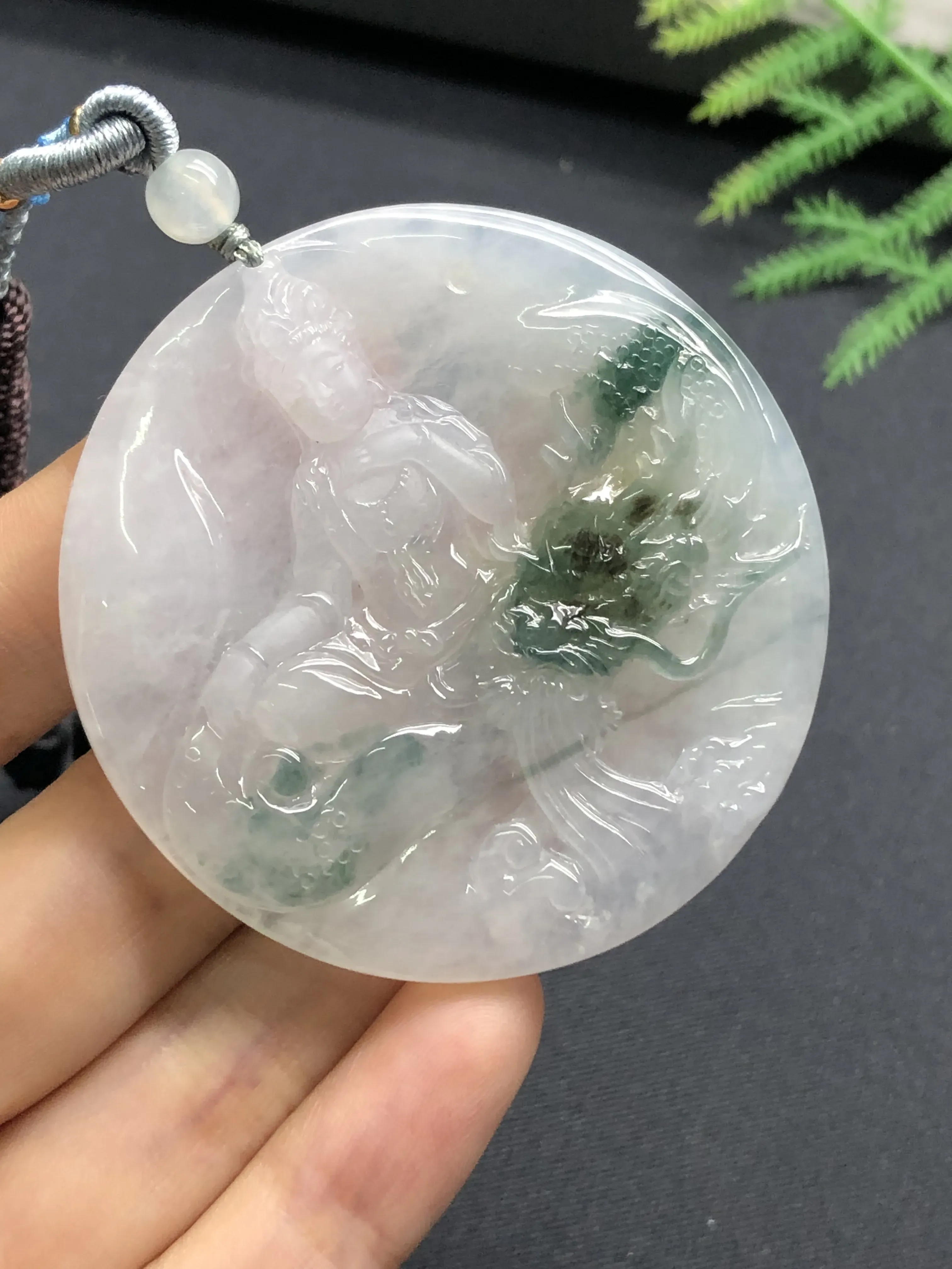 秒杀！镯芯料，一刀切，强力推荐，冰糯种飘绿观音，颜色独特，胶感十足，厚装漂亮！