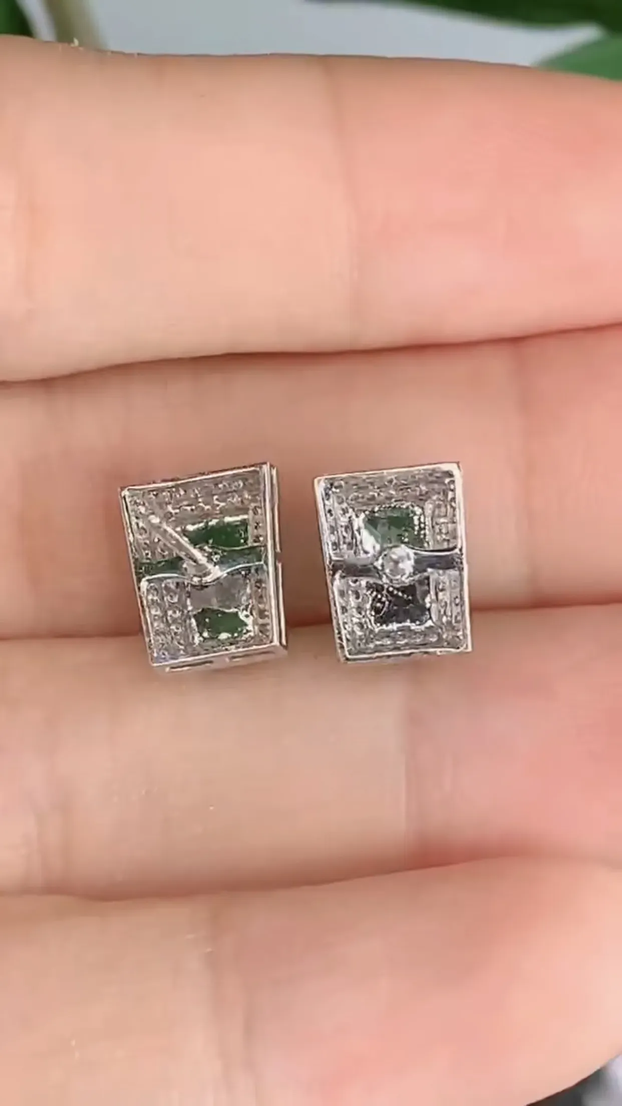 【限时特惠】天然A货翡翠18k金冰糯种飘绿胶感马鞍耳钉一对 裸石取一8-4.4mm