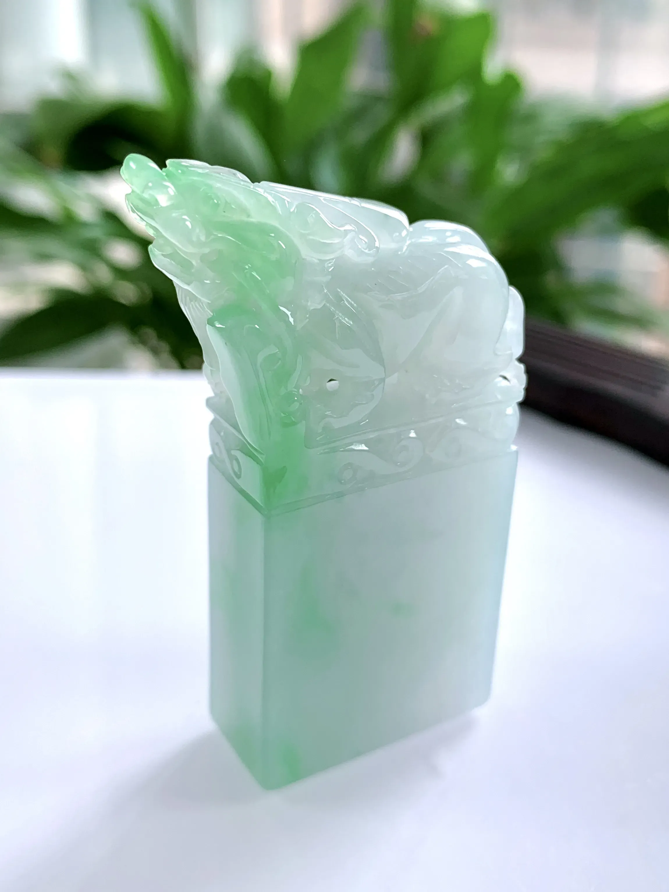 缅甸天然翡翠A货，冰润飘绿貔貅印章，尺寸：60/34.5/12.5mm重量： 55.34g