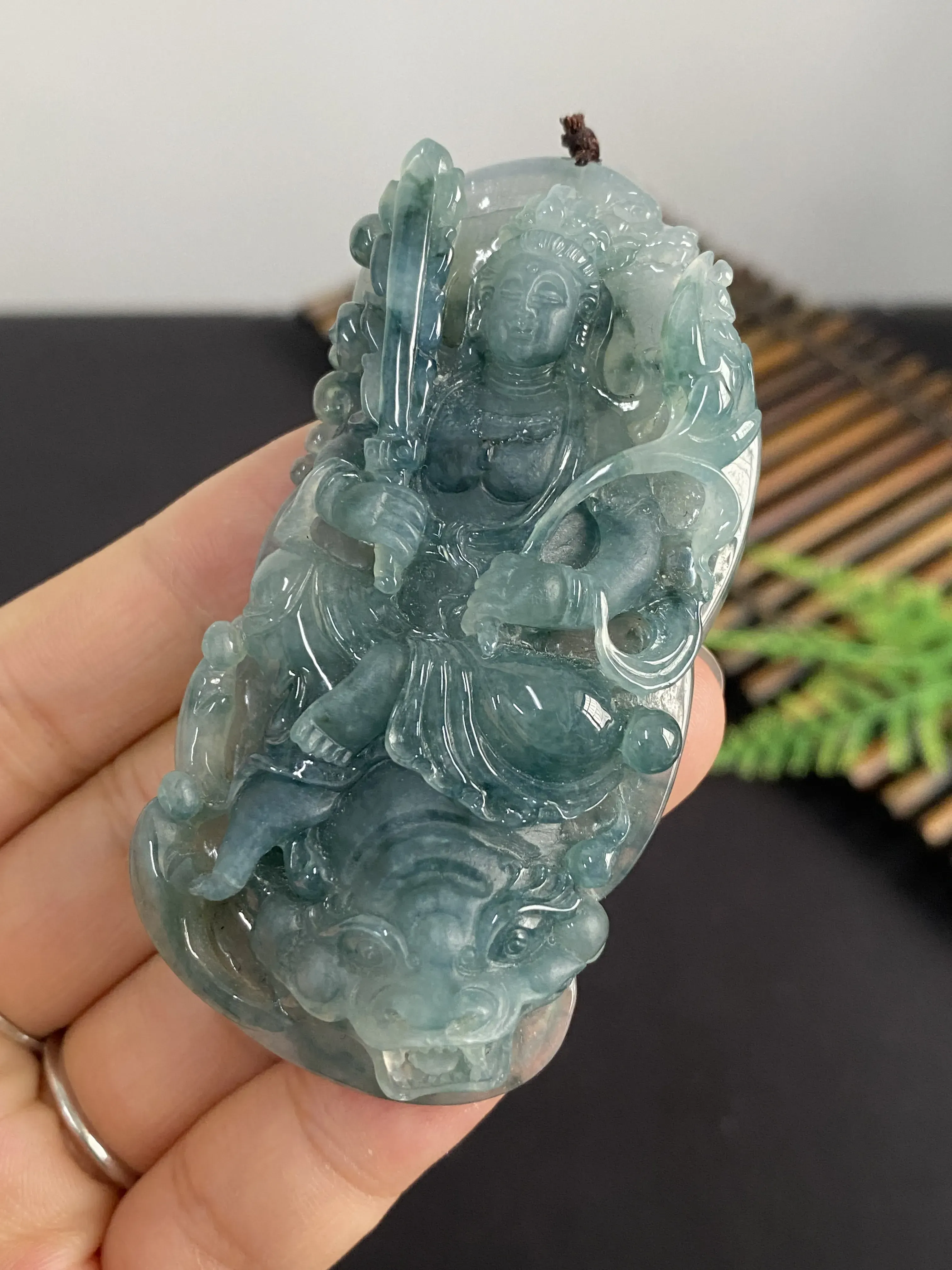 翡翠吊坠
