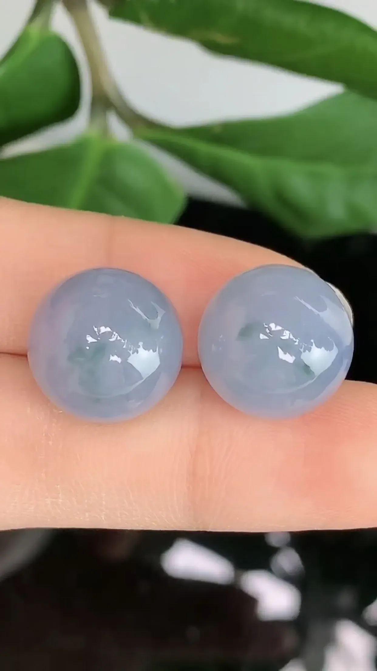 天然A货翡翠冰糯种春带彩全胶感圆珠玉坠一对 尺寸取一14.4mm
