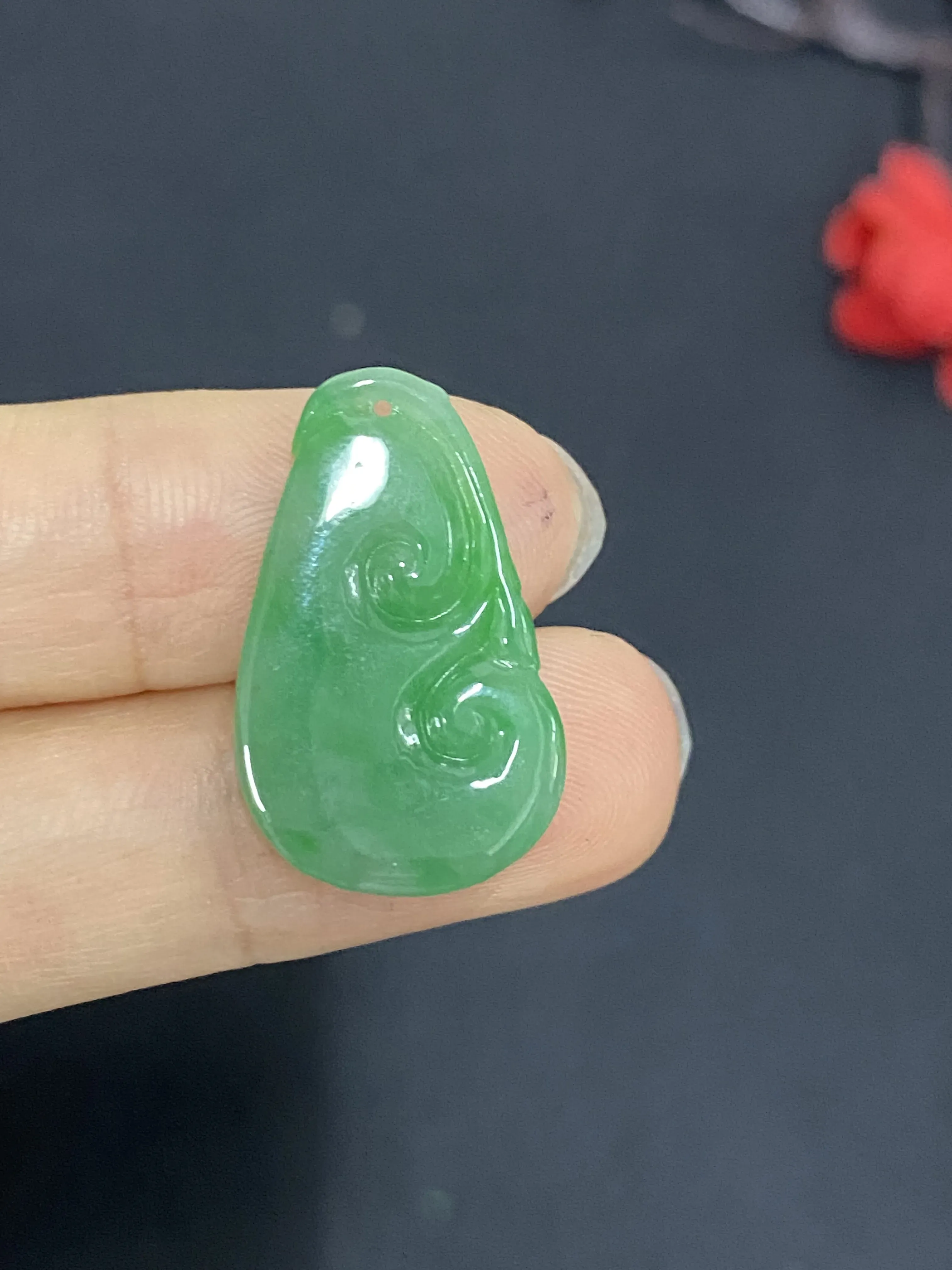 翡翠吊坠