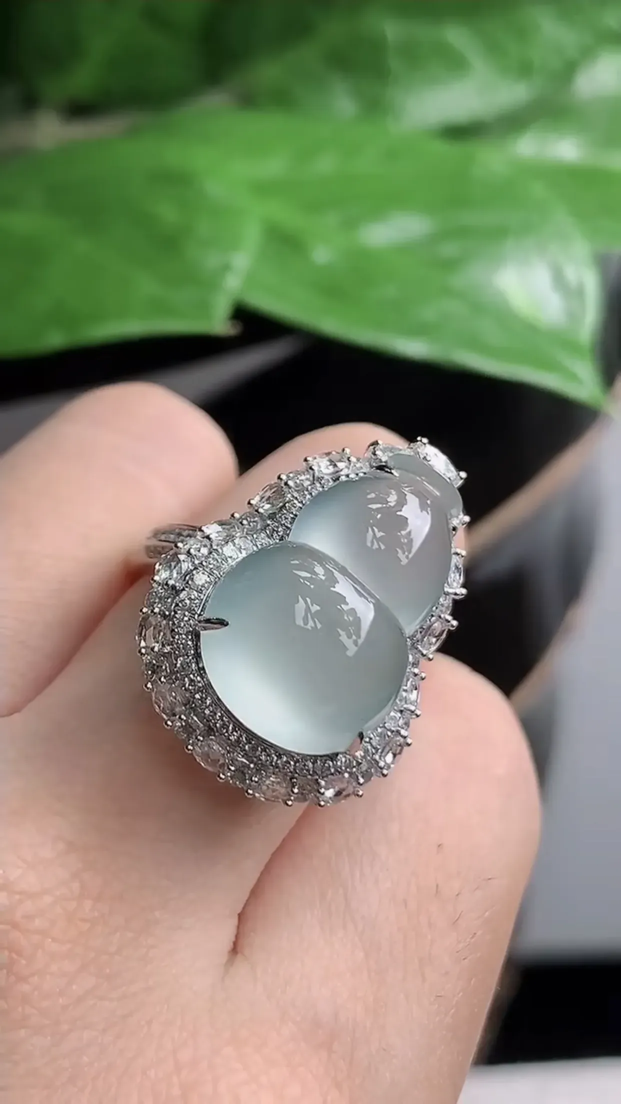 天然A货翡翠老坑冰种18K金伴钻镶嵌晴水葫芦戒指吊坠两用款  圈口17.2mm 裸石尺寸19.3×12.8mm