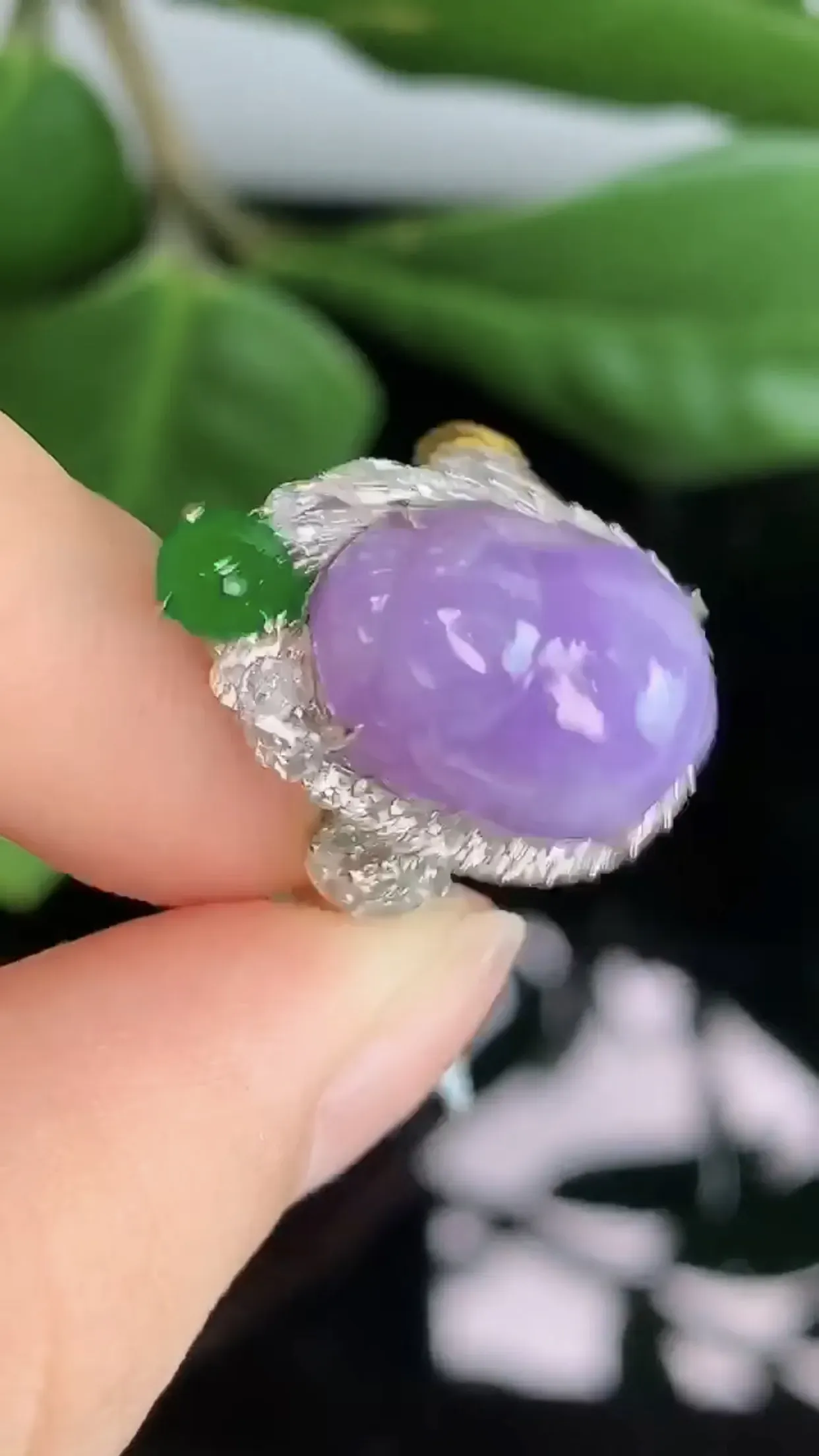 天然A货翡翠18k金冰糯种紫罗兰胶感招财貔貅戒指 尺寸内径17.2，含金21.5-14-13，裸石15.5-11.3mm