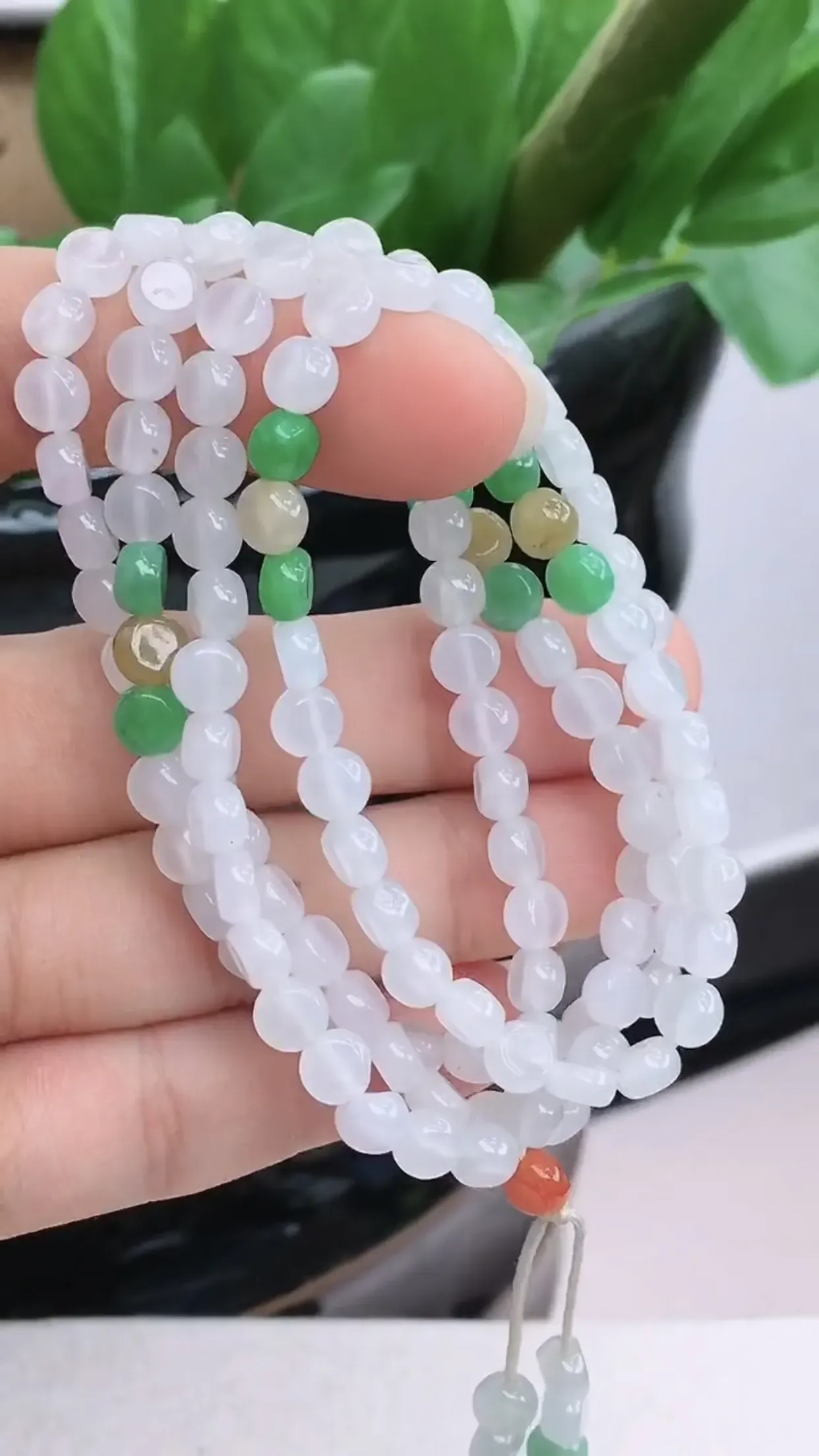 老坑种起胶三彩无事珠项链 尺寸：5mm 138颗