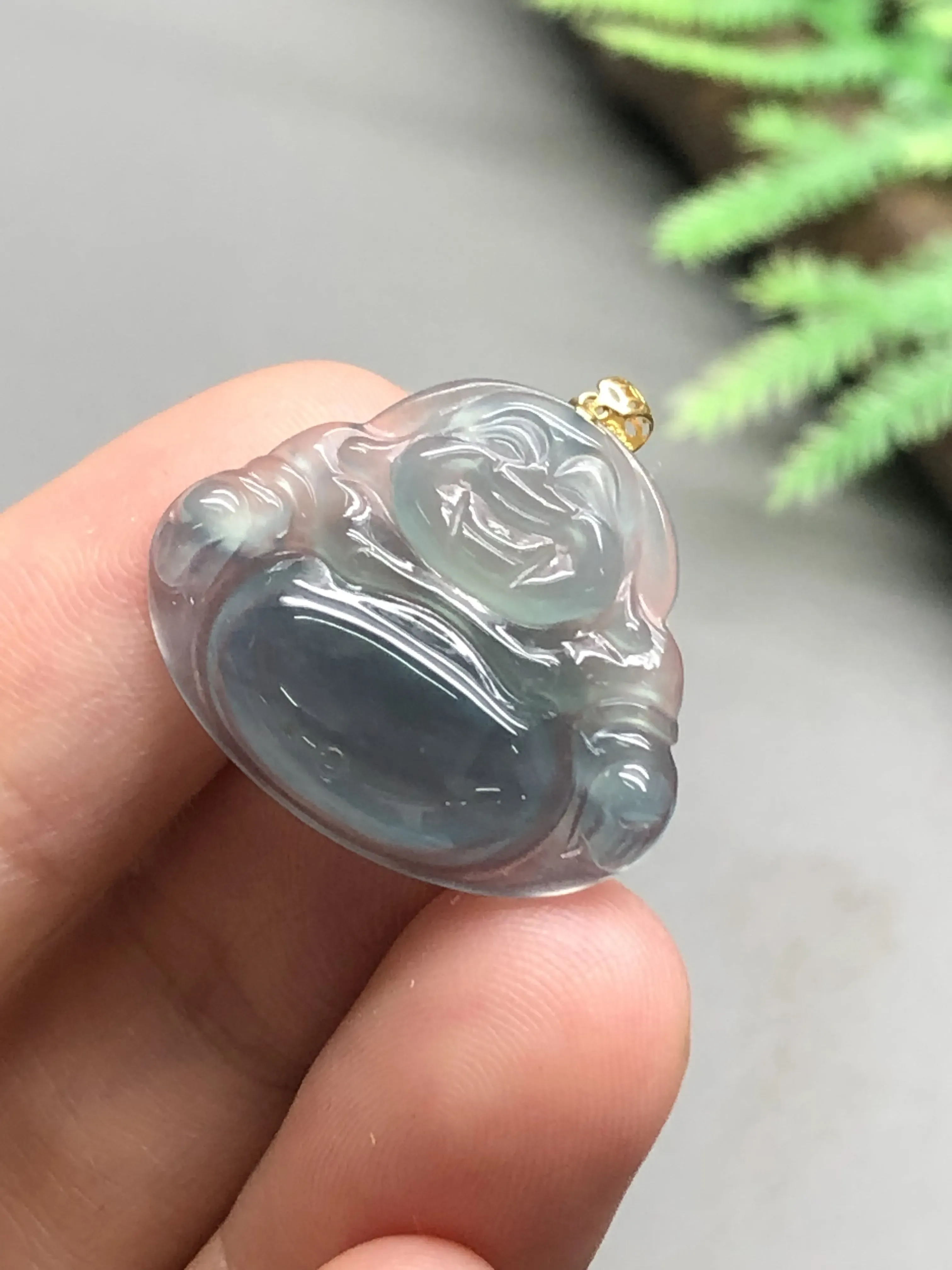 翡翠吊坠，强力推荐，天然A货翡翠，冰透蓝调佛公吊坠。G18K