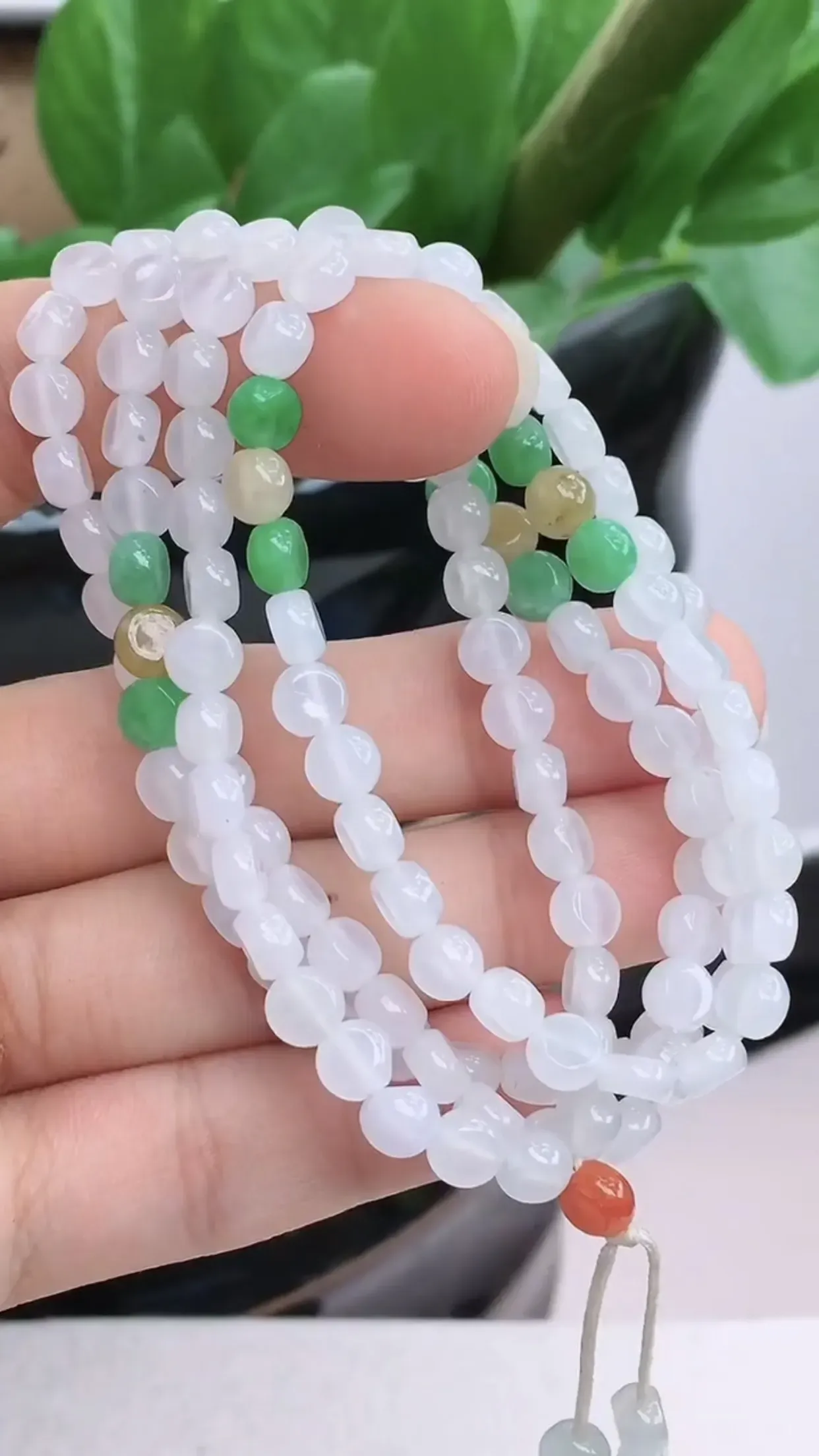 老坑种起胶三彩无事珠项链 尺寸：5mm 138颗