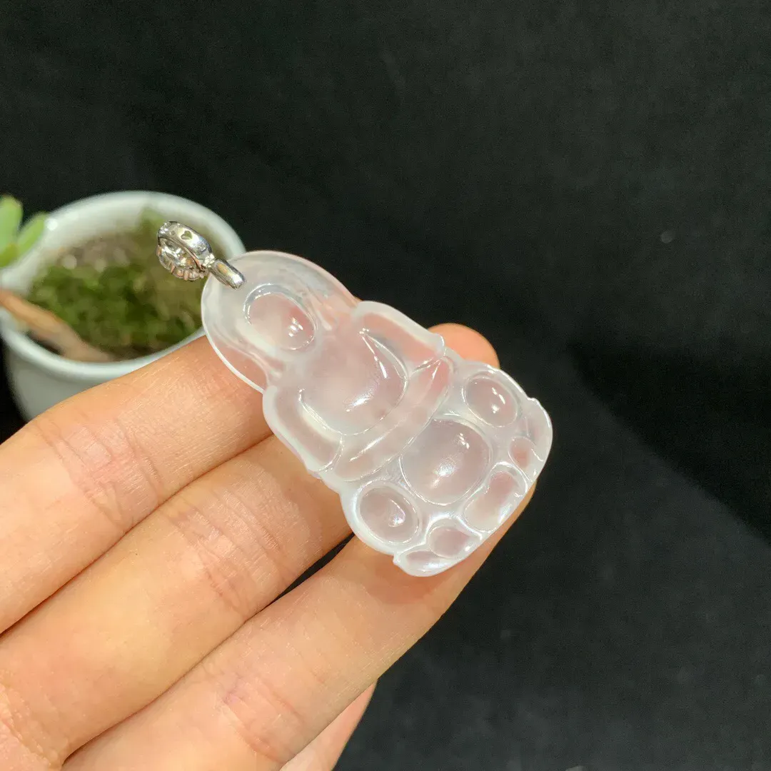 高冰种莹润观音吊坠