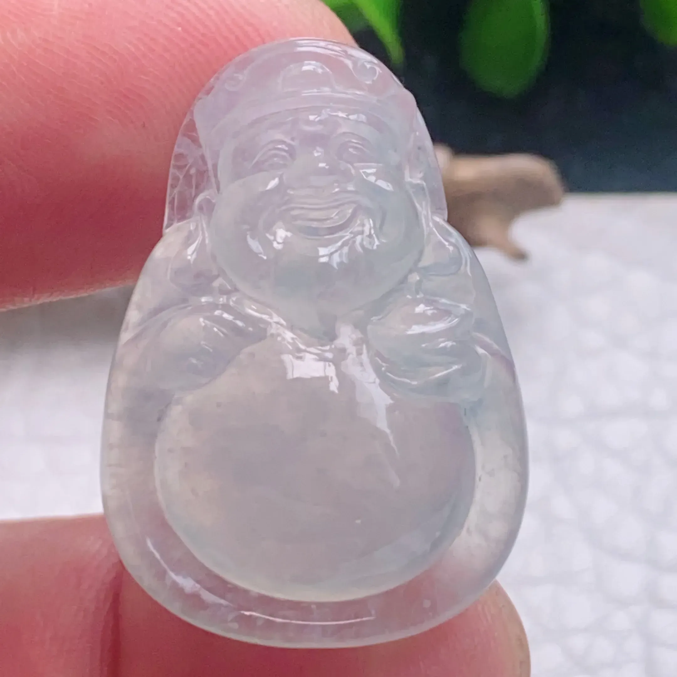 自然光实拍！冰种白冰财神爷吊坠，种老水足  玉质细腻.揭阳工雕工精美，佩戴高雅迷人！zyt 尺寸31.5*23*6.5mm，未打孔