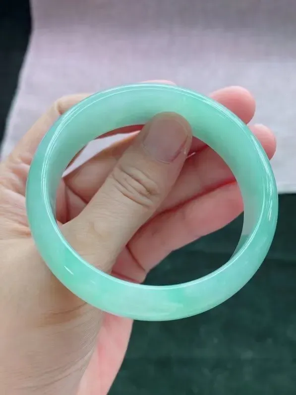 【限时特惠】强力推荐，天然A货翡翠，冰种底色正圈翡翠手镯，尺寸56.8/17/6.8