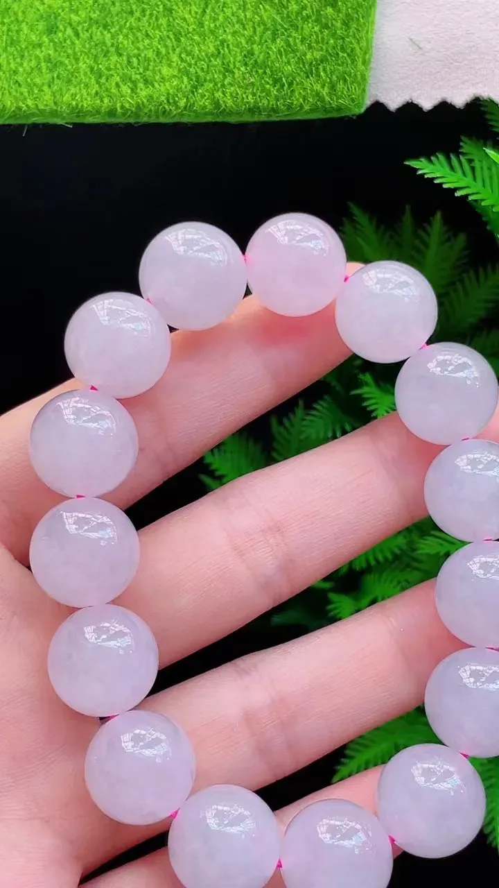 冰种圆珠手串
尺寸13.2mm，i21hhk（纯自然光实拍）