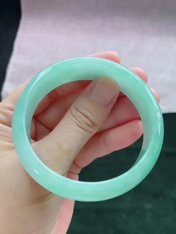 【限时特惠】强力推荐，天然A货翡翠，冰种底色正圈翡翠手镯，尺寸56.8/17/6.8
