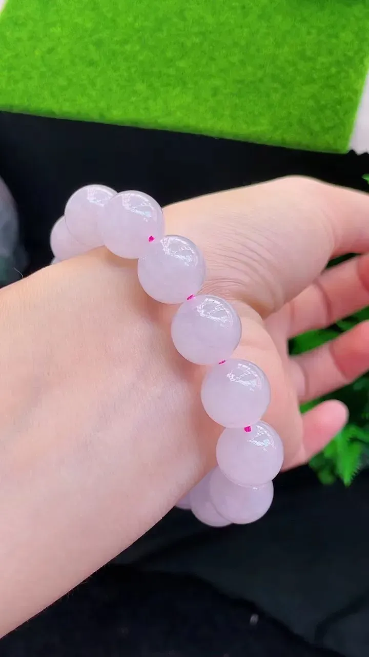 冰种圆珠手串
尺寸13.2mm，i21hhk（纯自然光实拍）