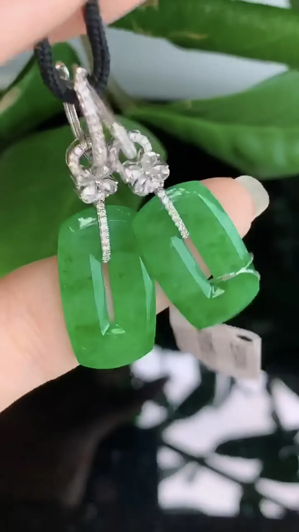 【限时特惠】天然A货翡翠18k金冰糯种飘绿胶感福贝耳坠一对 裸石取一22-12.5-2.2mm