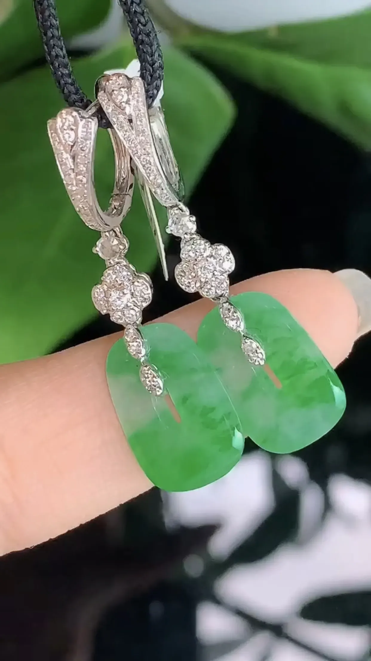 天然A货翡翠18k金冰糯种飘阳绿全胶感福贝耳坠一对 裸石取一14.6-9.2-2.2mm