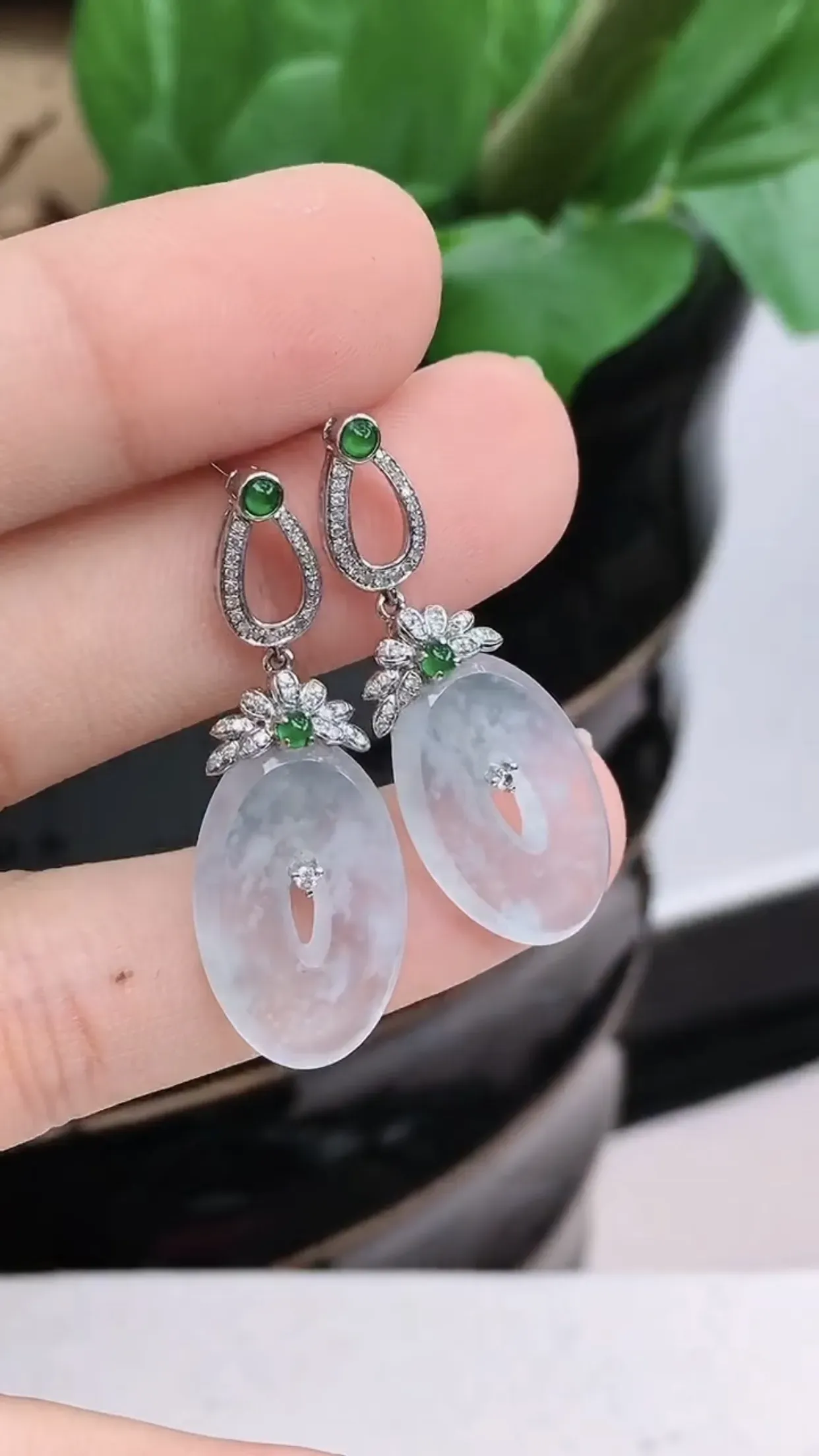 老坑好种起胶冰种福贝耳钉耳坠 尺寸：20.2×12.8×2.9mm