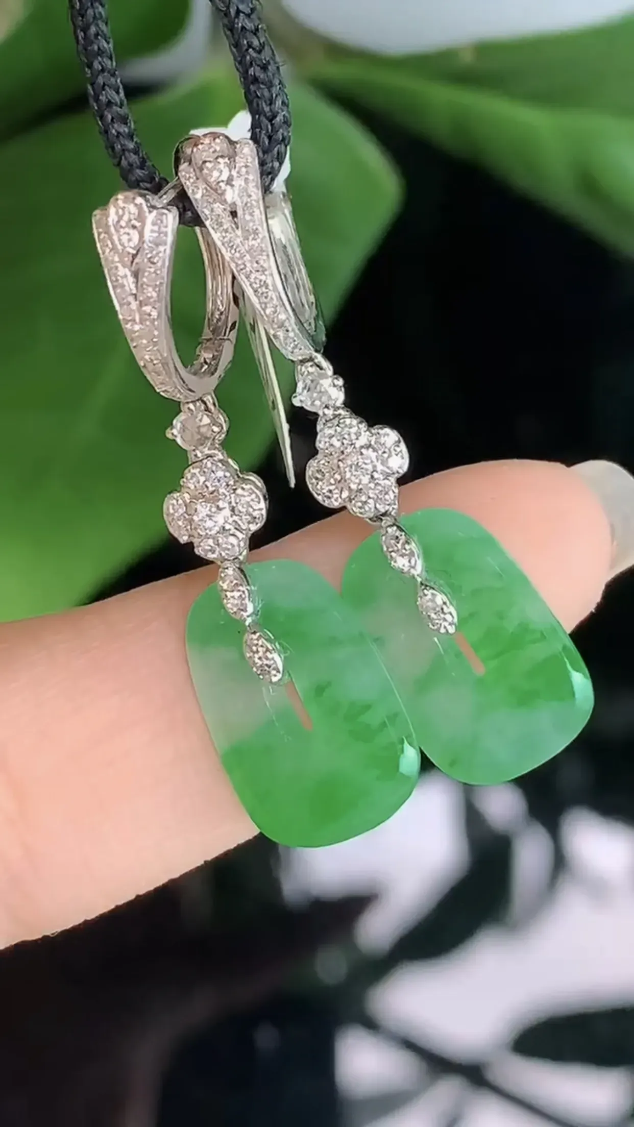 天然A货翡翠18k金冰糯种飘阳绿全胶感福贝耳坠一对 裸石取一14.6-9.2-2.2mm