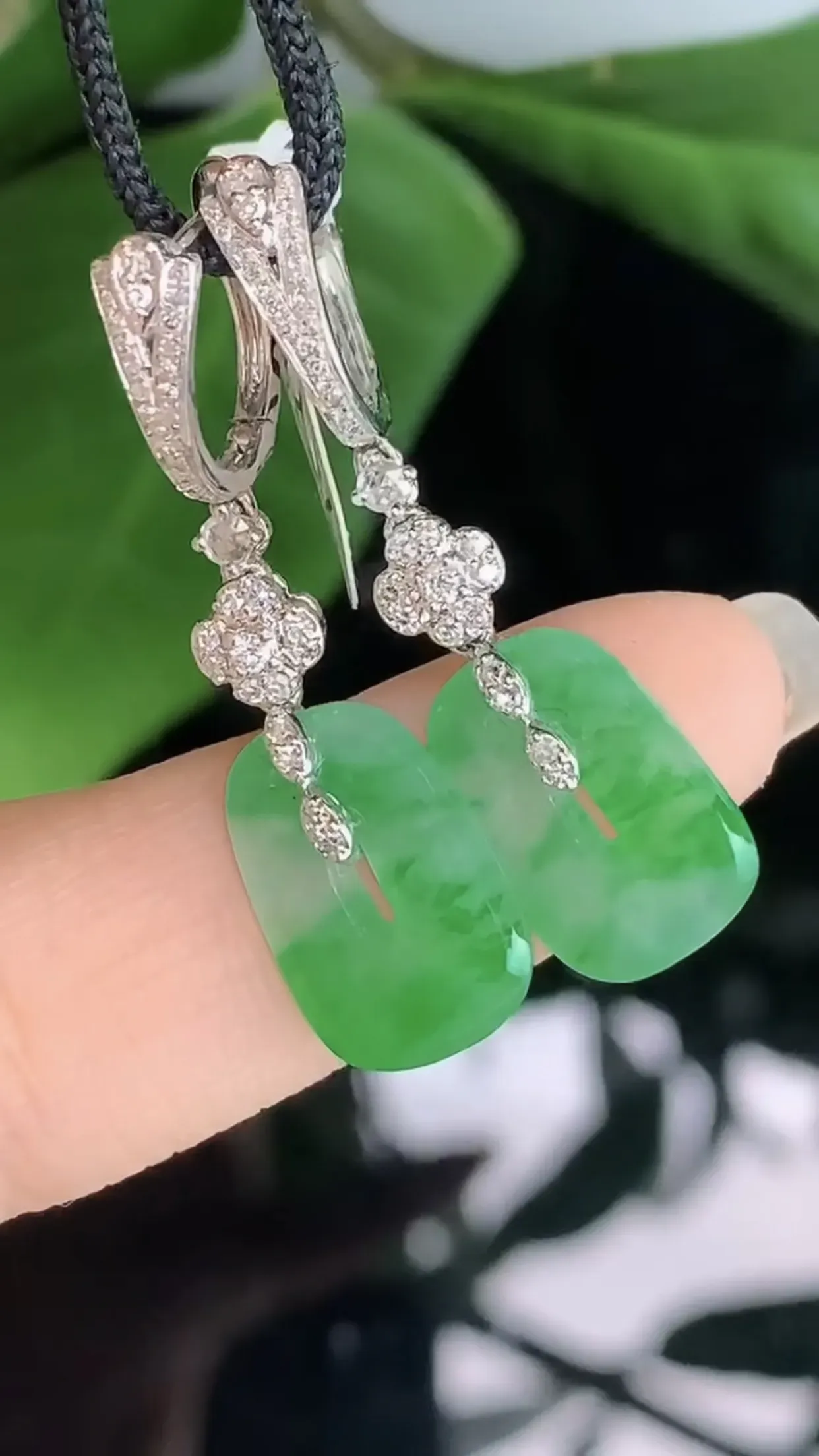 天然A货翡翠18k金冰糯种飘阳绿全胶感福贝耳坠一对 裸石取一14.6-9.2-2.2mm