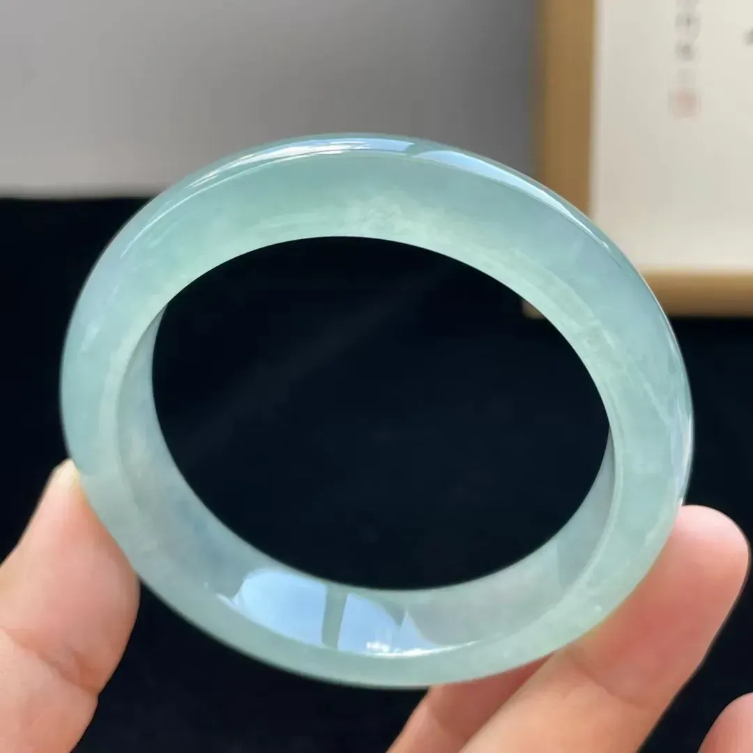 冰种晴水手镯 水润光泽 清新 胶润 透亮