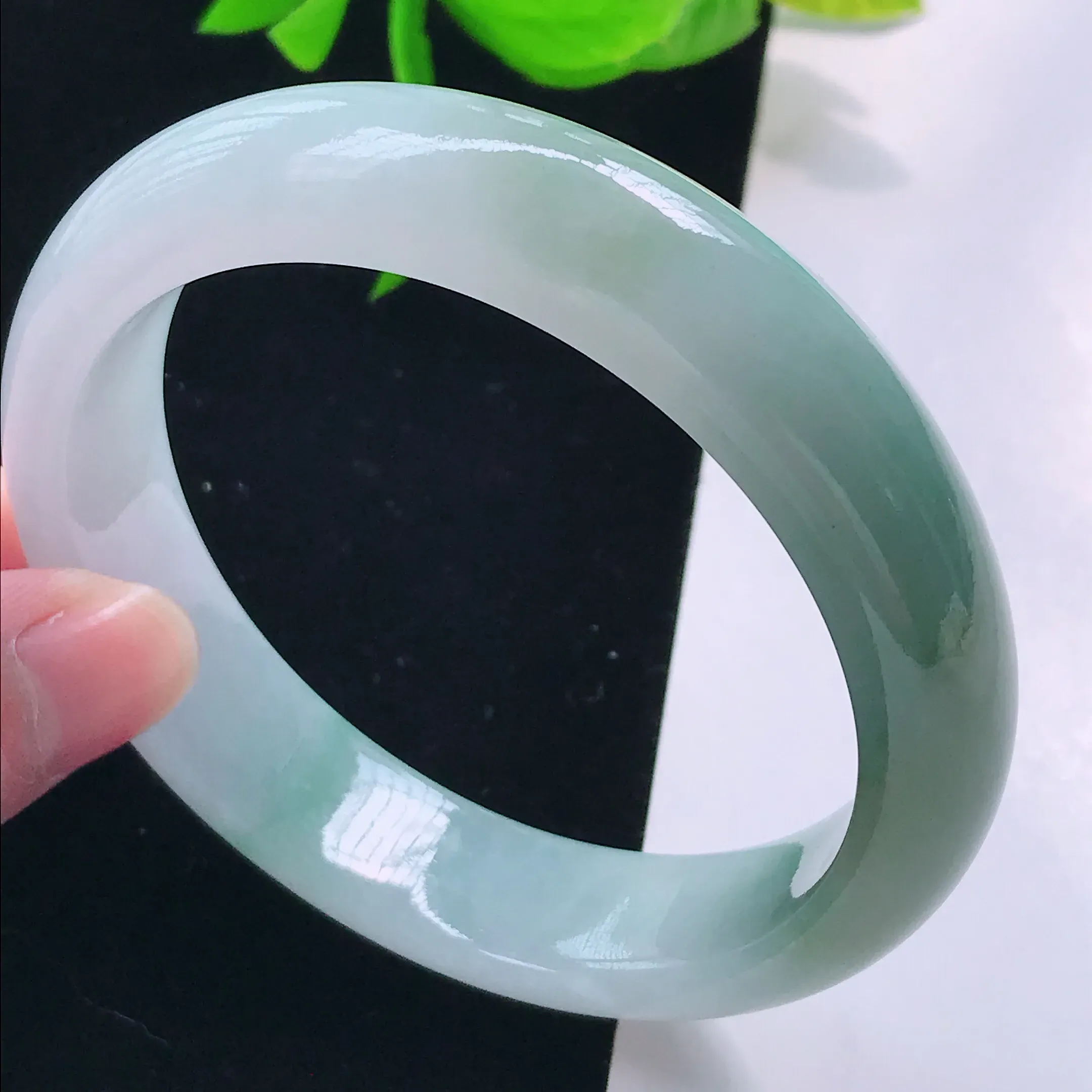 【限时特惠】正圈56.9mm a货翡翠飘花精美正圈翡翠手镯 圈口56.9/13.2/8.1 种老水足 上手漂亮