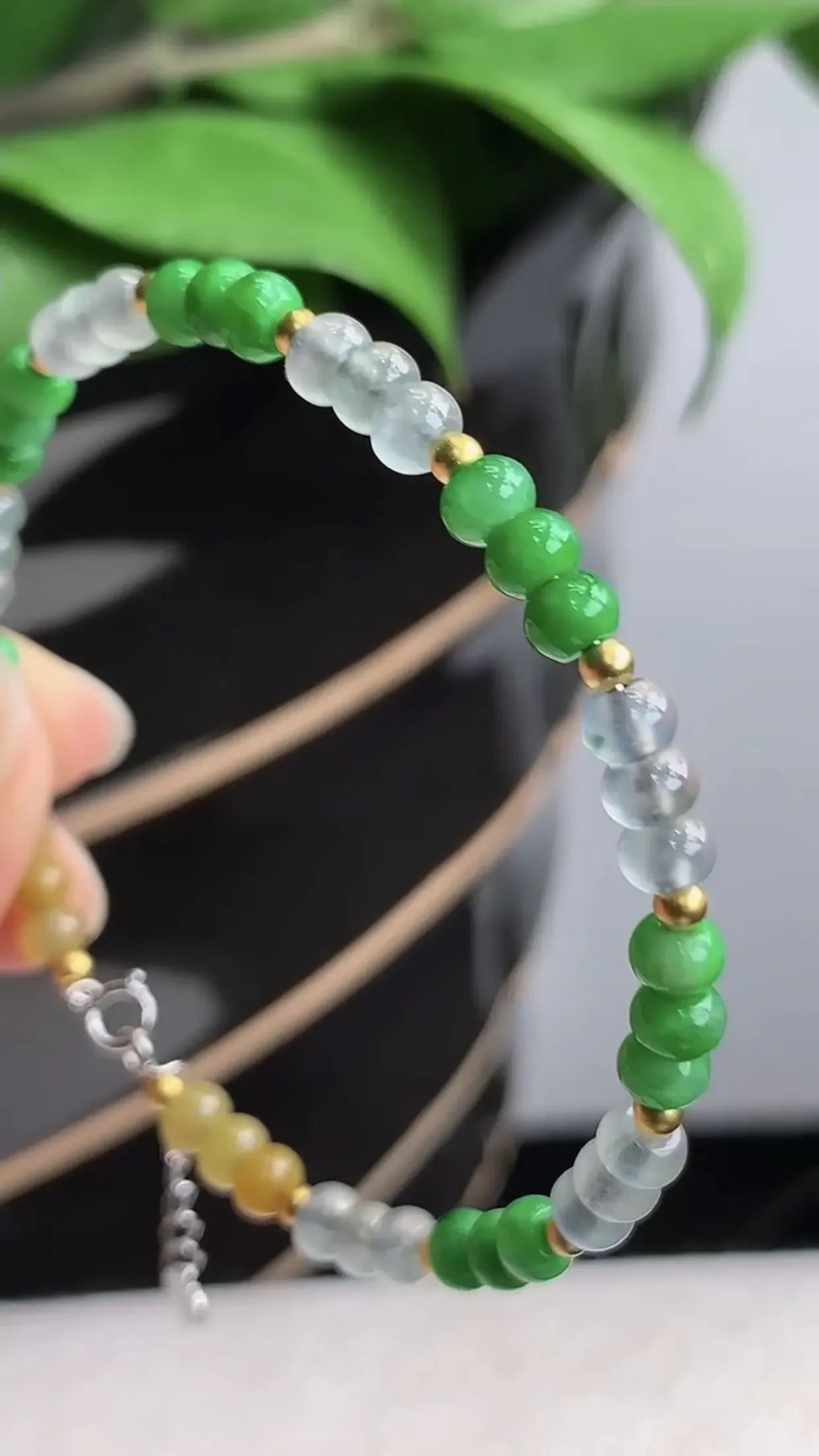 天然A货翡翠老坑冰种18K金镶嵌三彩圆珠算盘珠手串手链 尺寸4.3×2.8mm