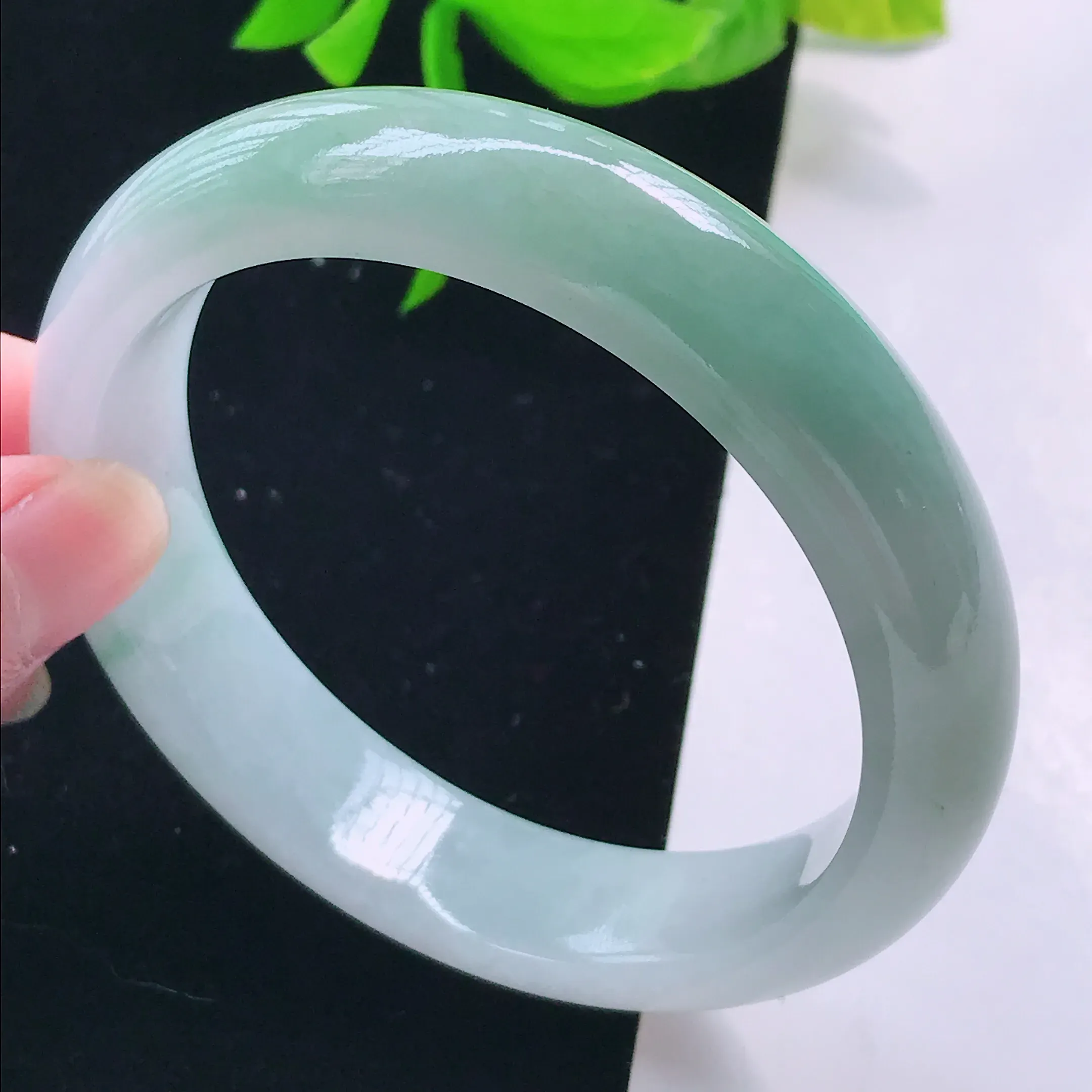 【限时特惠】正圈56.9mm a货翡翠飘花精美正圈翡翠手镯 圈口56.9/13.2/8.1 种老水足 上手漂亮