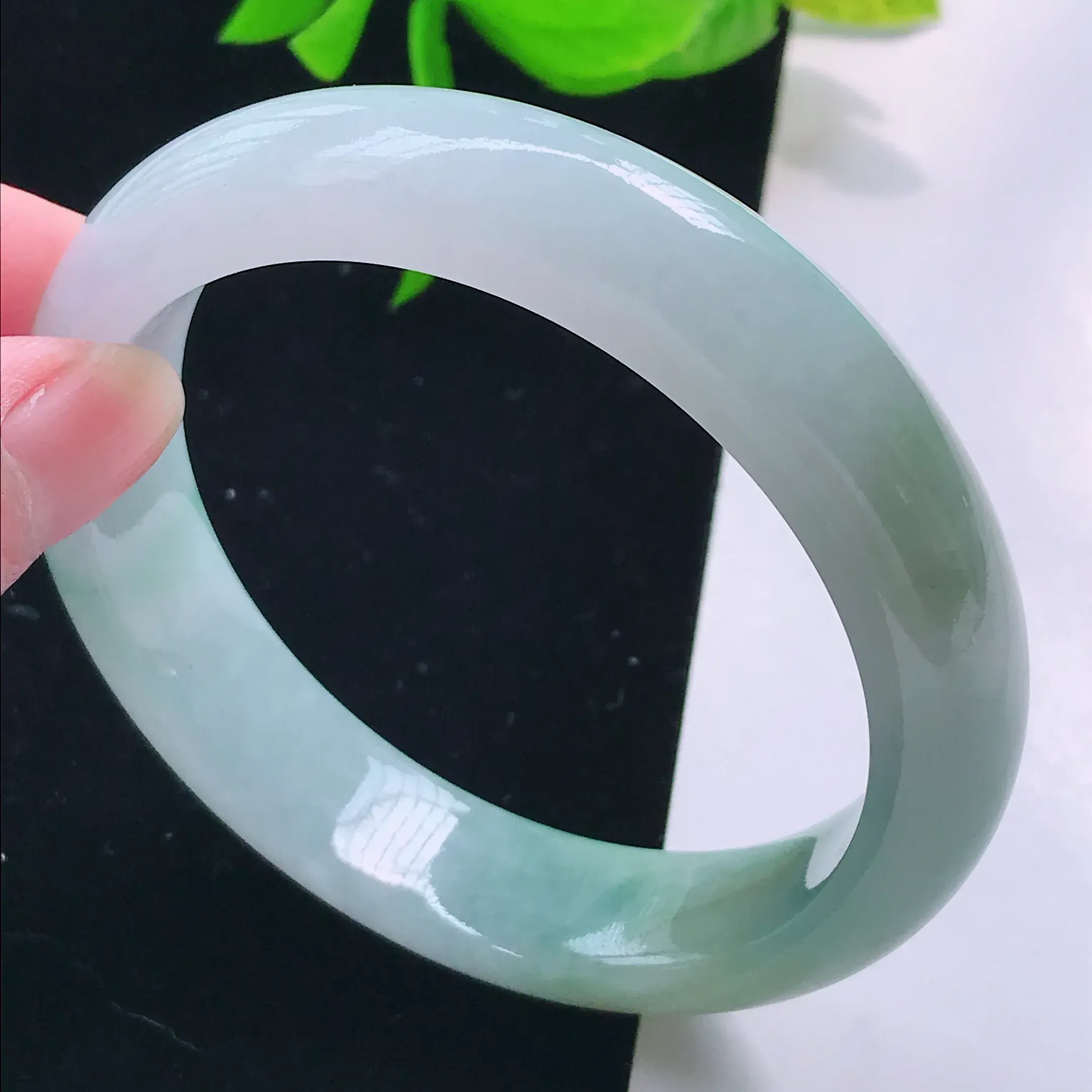 【限时特惠】正圈56.9mm a货翡翠飘花精美正圈翡翠手镯 圈口56.9/13.2/8.1 种老水足 上手漂亮