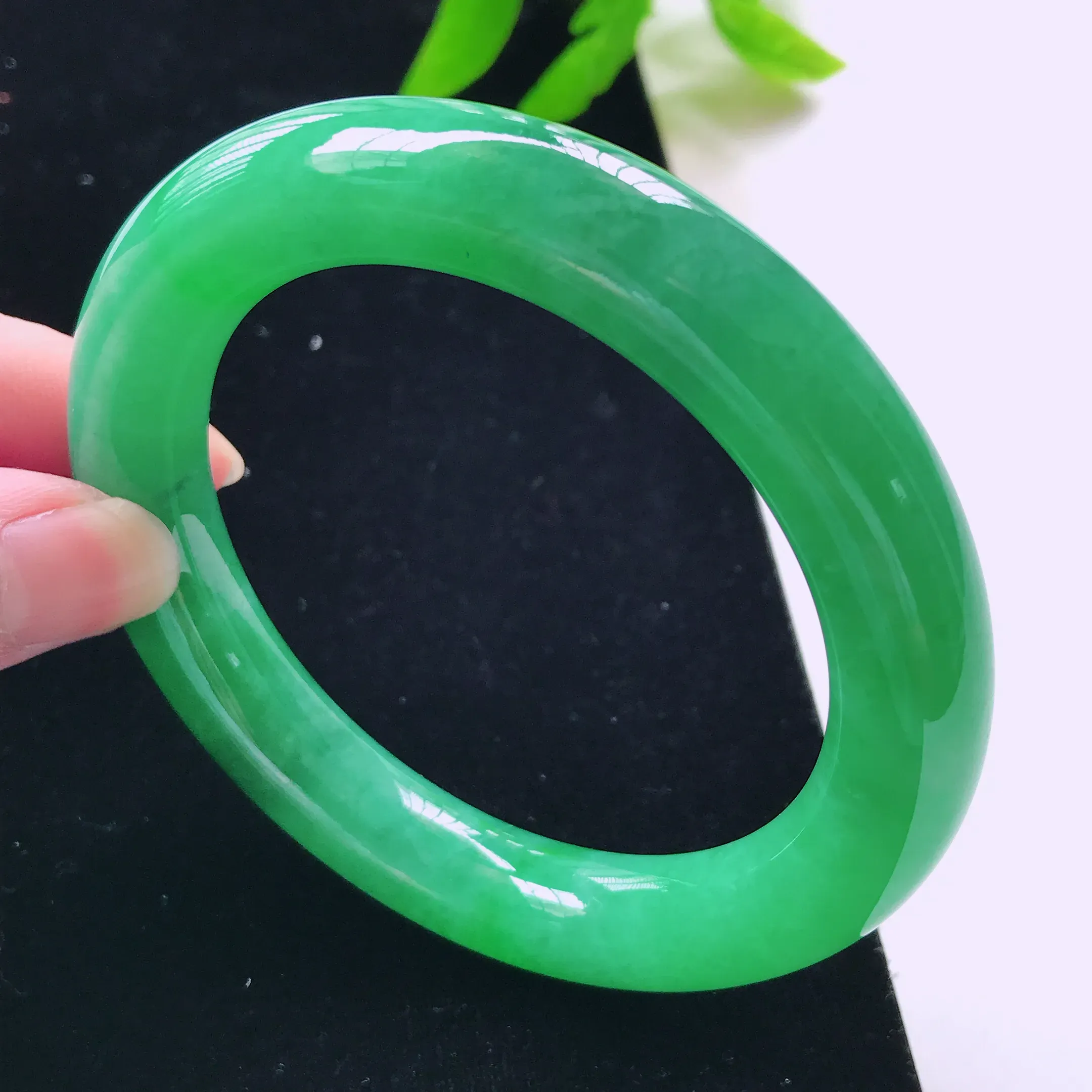 圆条56.8mm a货翡翠满绿精美圆条翡翠手镯   圈口56.8/11.3/11.0 种老水足 上手漂亮