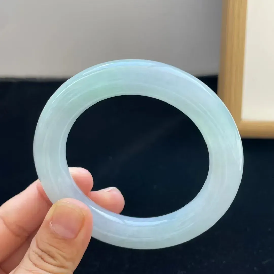 【限时特惠】冰种底色圆条手镯 水润清新 条形优秀 上手清爽