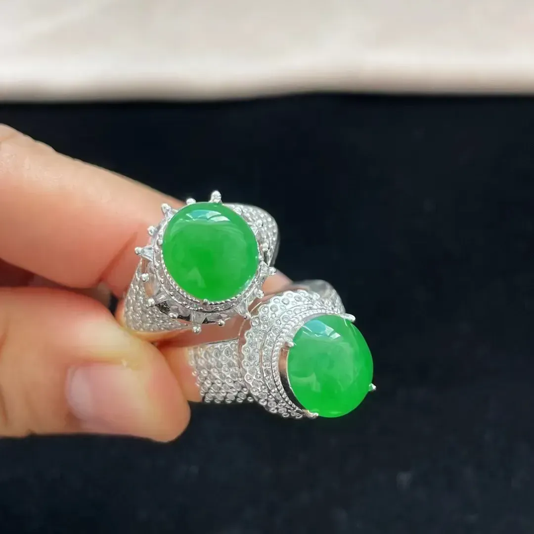️冰阳绿戒面 种好水润 色阳 铜托 镶嵌效果更出众 尺寸：11/10/5，10.5/9.5/4mm